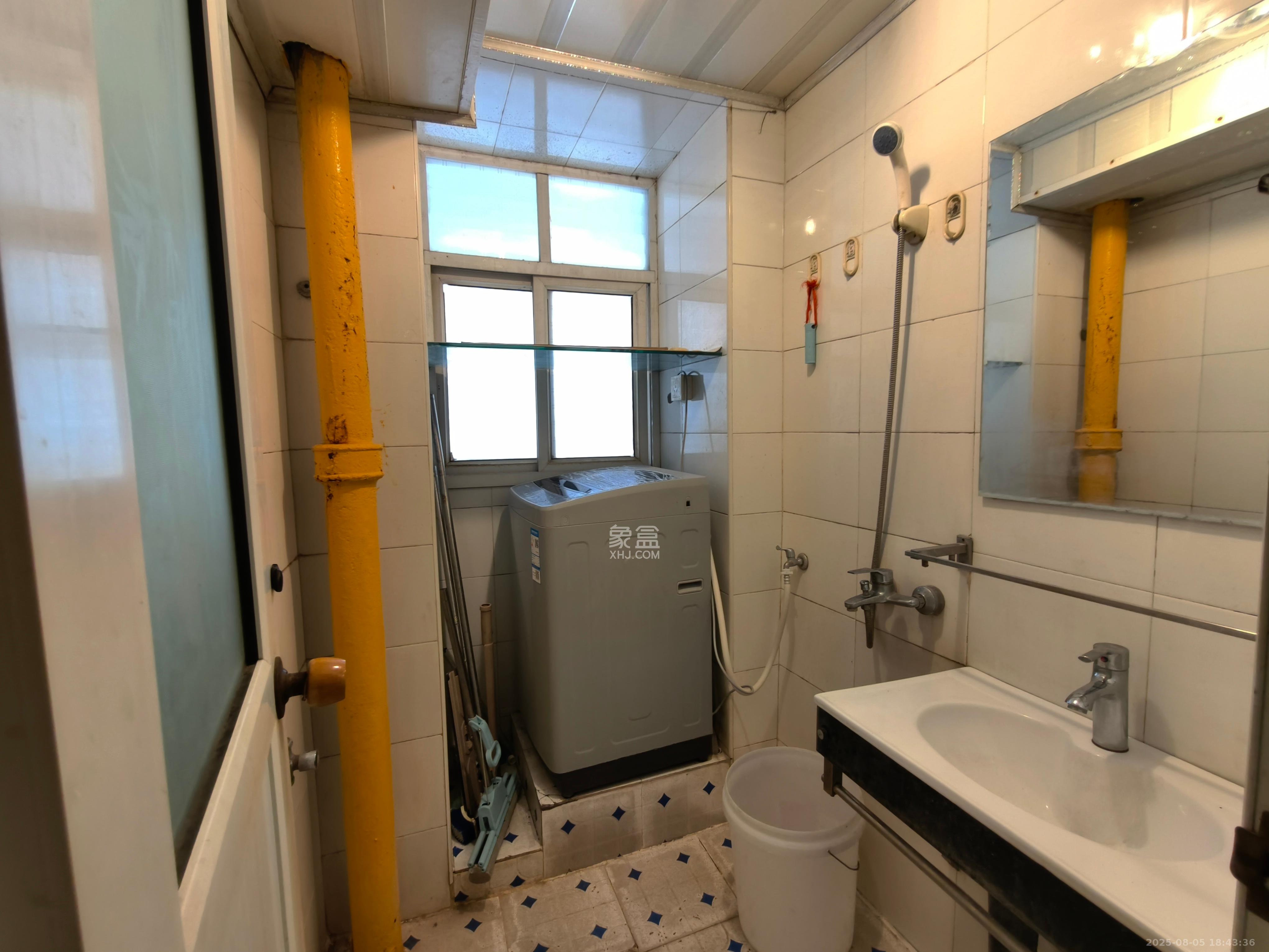 南湖公寓（万顺公寓）  2室1厅1卫    2000.0元/月室内图