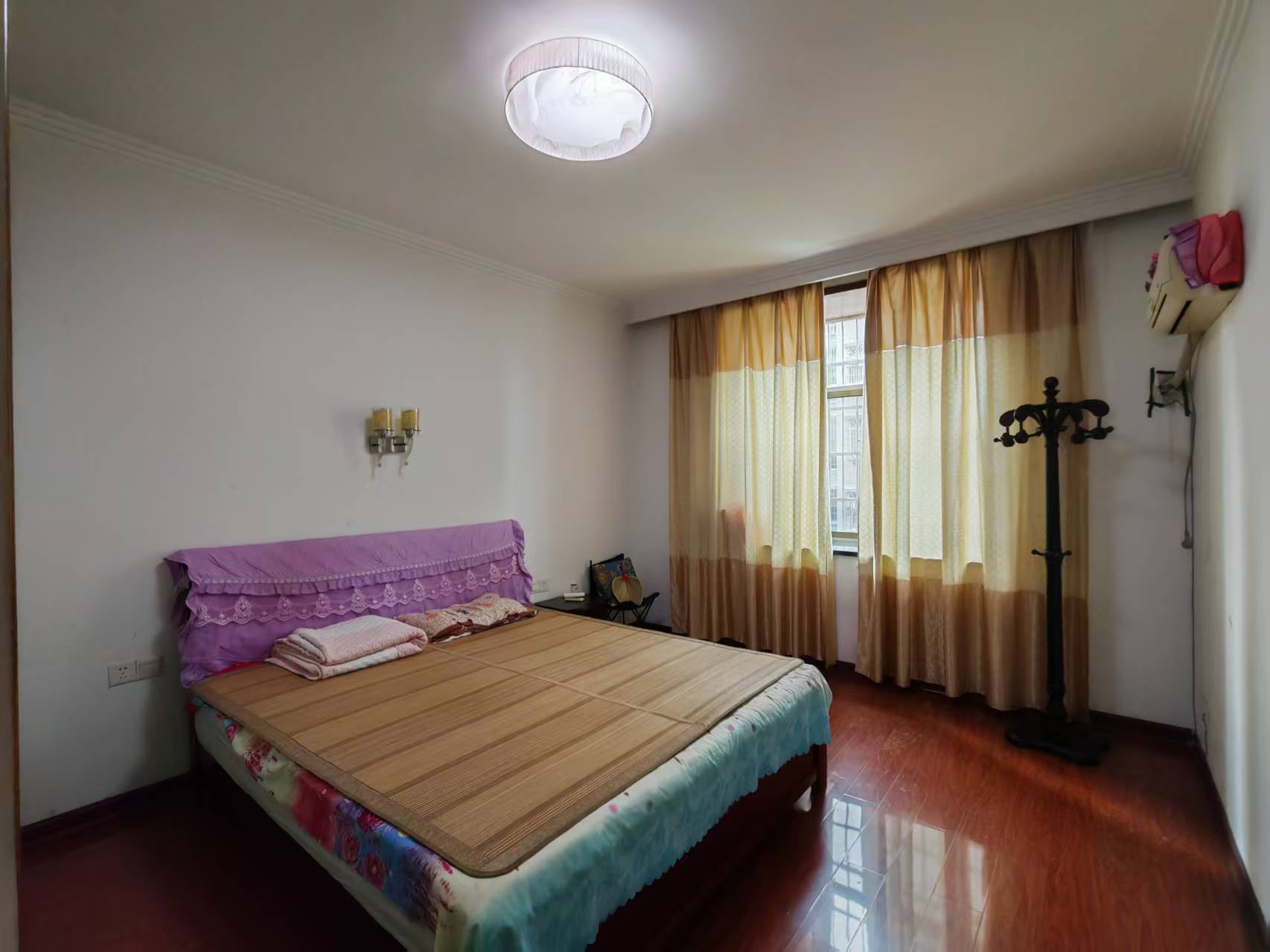 马良小区 4室2厅2卫 54.8万 马良小区 4室2厅2卫 54.8万室内图