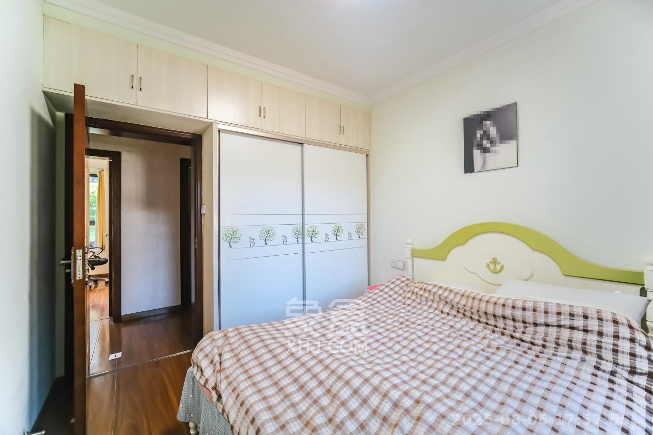 丰源国际  4室2厅2卫    2800.0元/月室内图