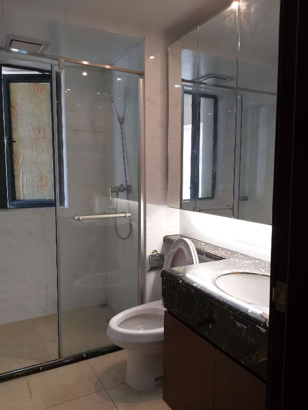 恒大外滩 2室1厅1卫 2800.0元/月 恒大外滩 2室1厅1卫 2800.0元/月室内图