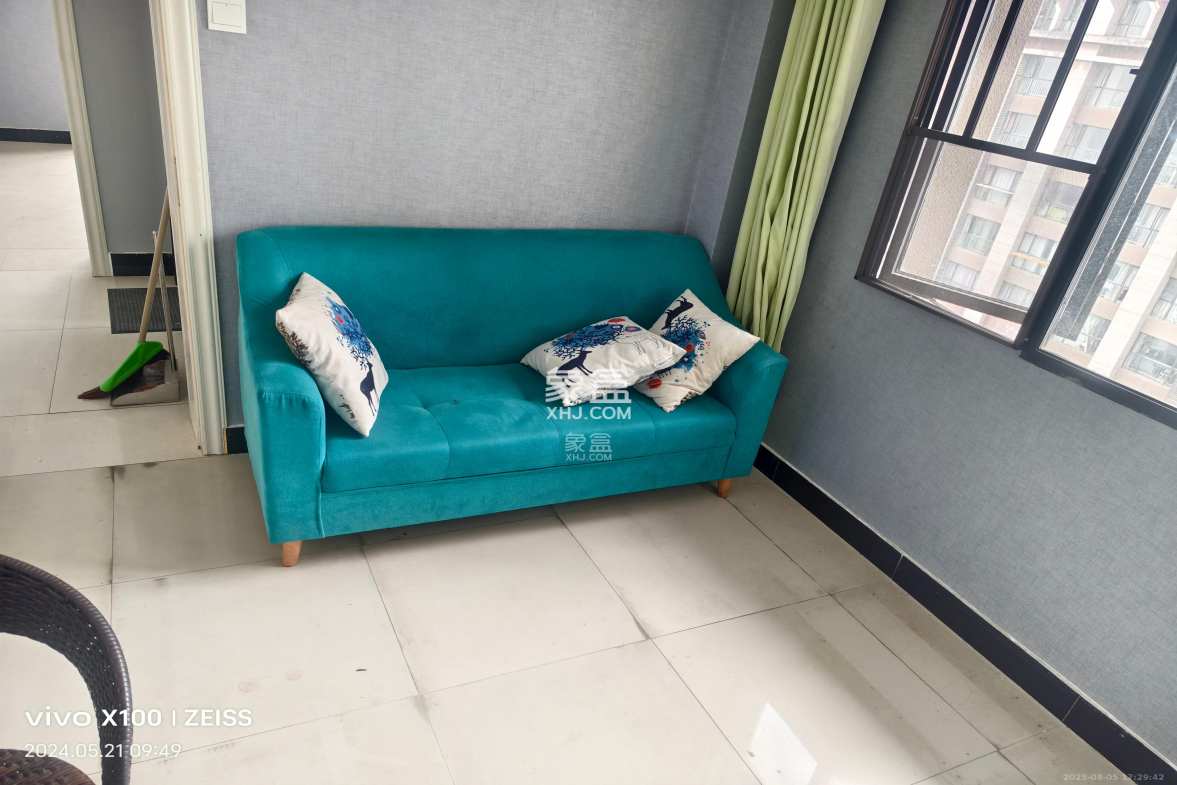 湘腾城市广场 3室2厅1卫 2800.0元/月 湘腾城市广场 3室2厅1卫 2800.0元/月室内图