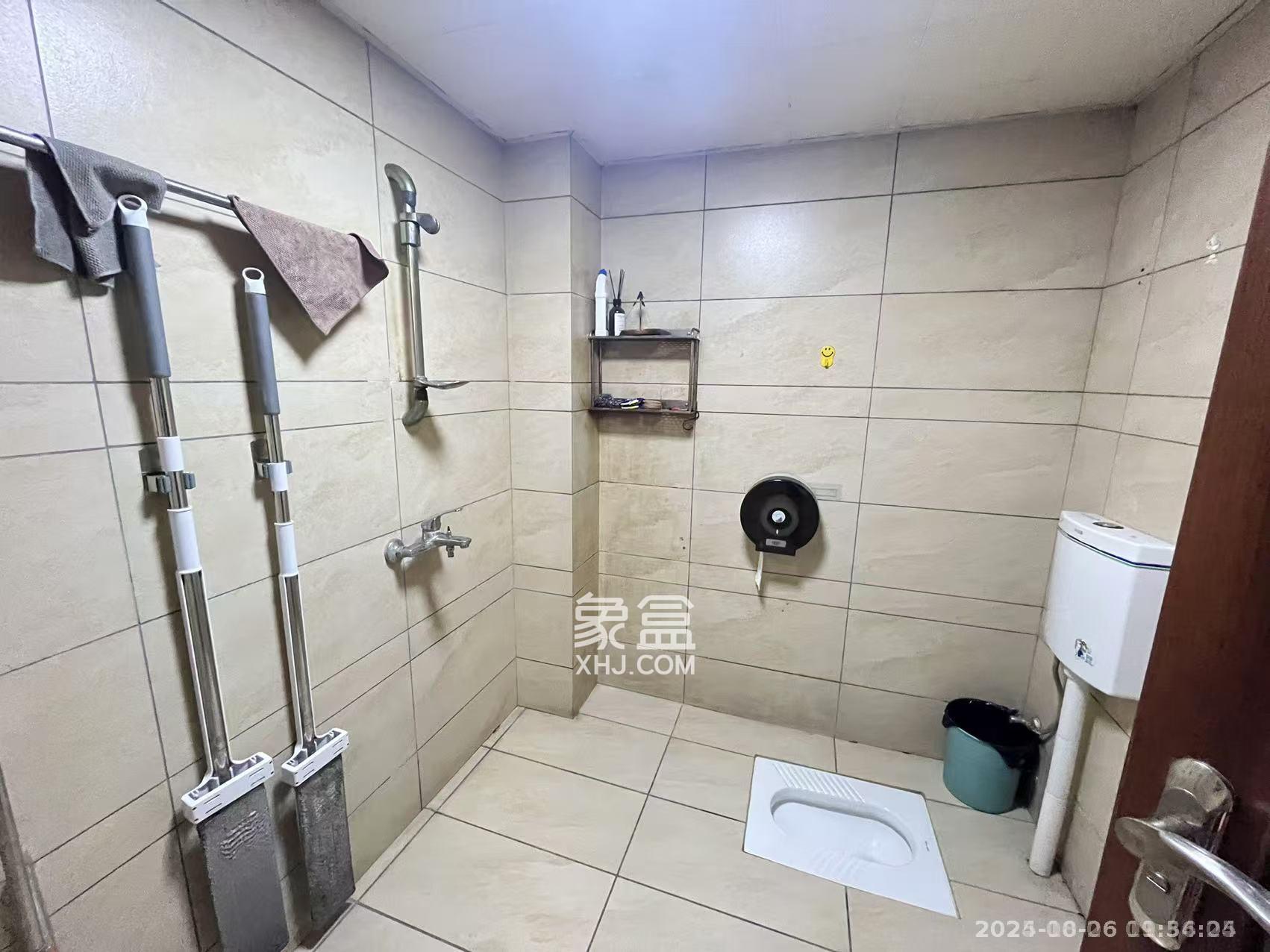 曙光泊岸 5室2厅2卫 6900.0元/月 曙光泊岸 5室2厅2卫 6900.0元/月室内图