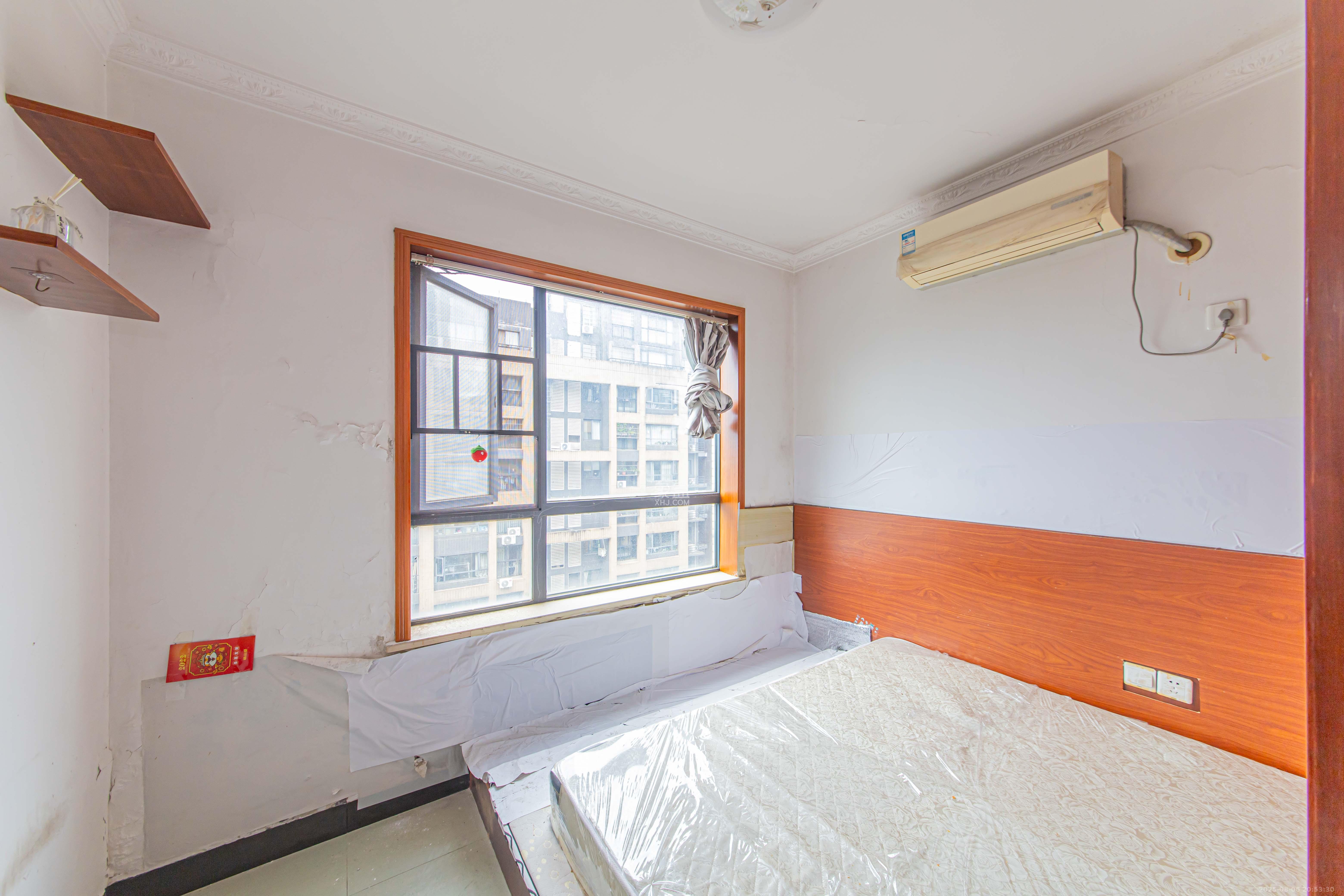 中信文化广场(中信新城二期)  1室1厅1卫    40.0万 中信文化广场(中信新城二期)  1室1厅1卫    40.0万卧室