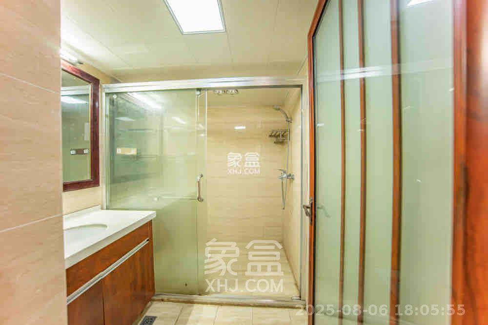 江山帝景哈佛  3室2厅2卫    2300.0元/月 江山帝景哈佛  3室2厅2卫    2300.0元/月室内图