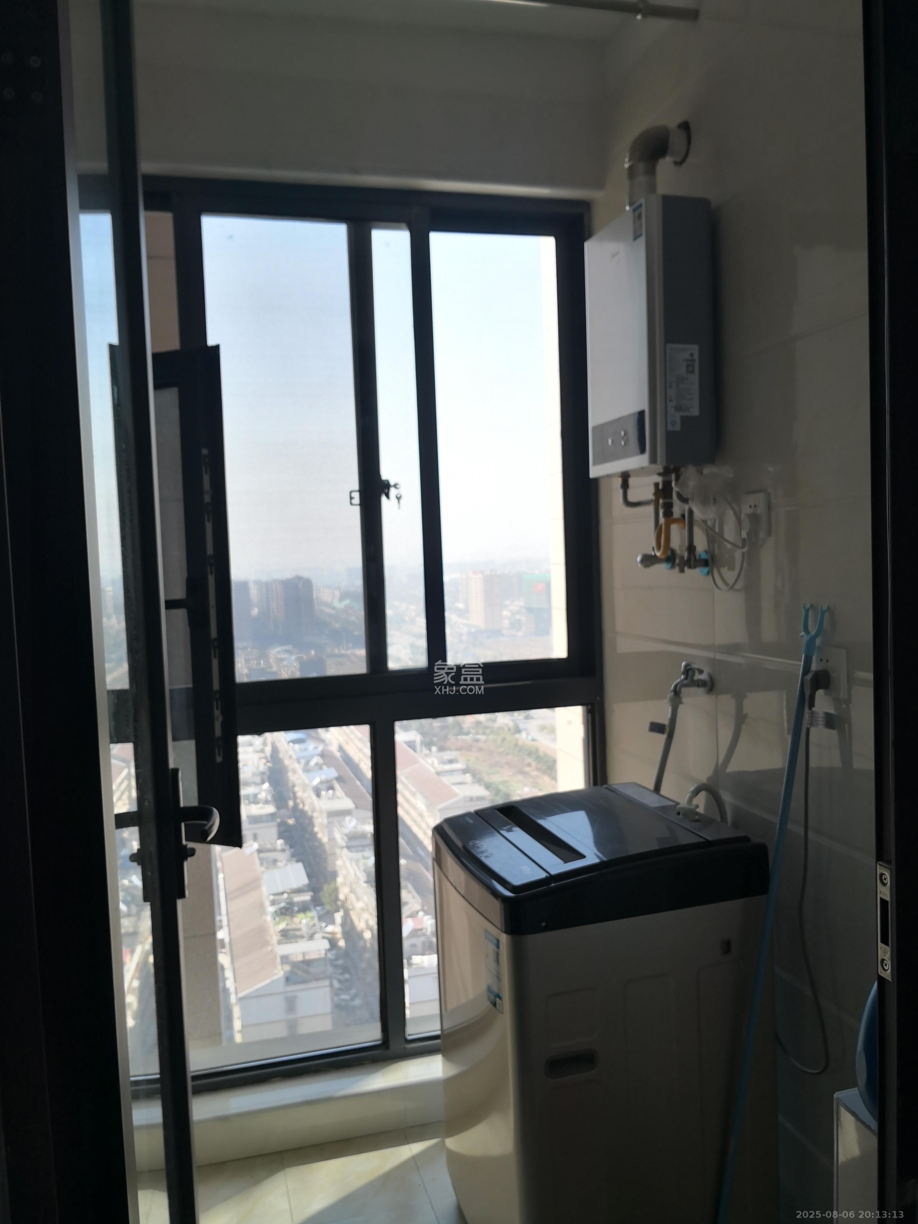 创世纪广场  3室2厅1卫    2200.0元/月室内图