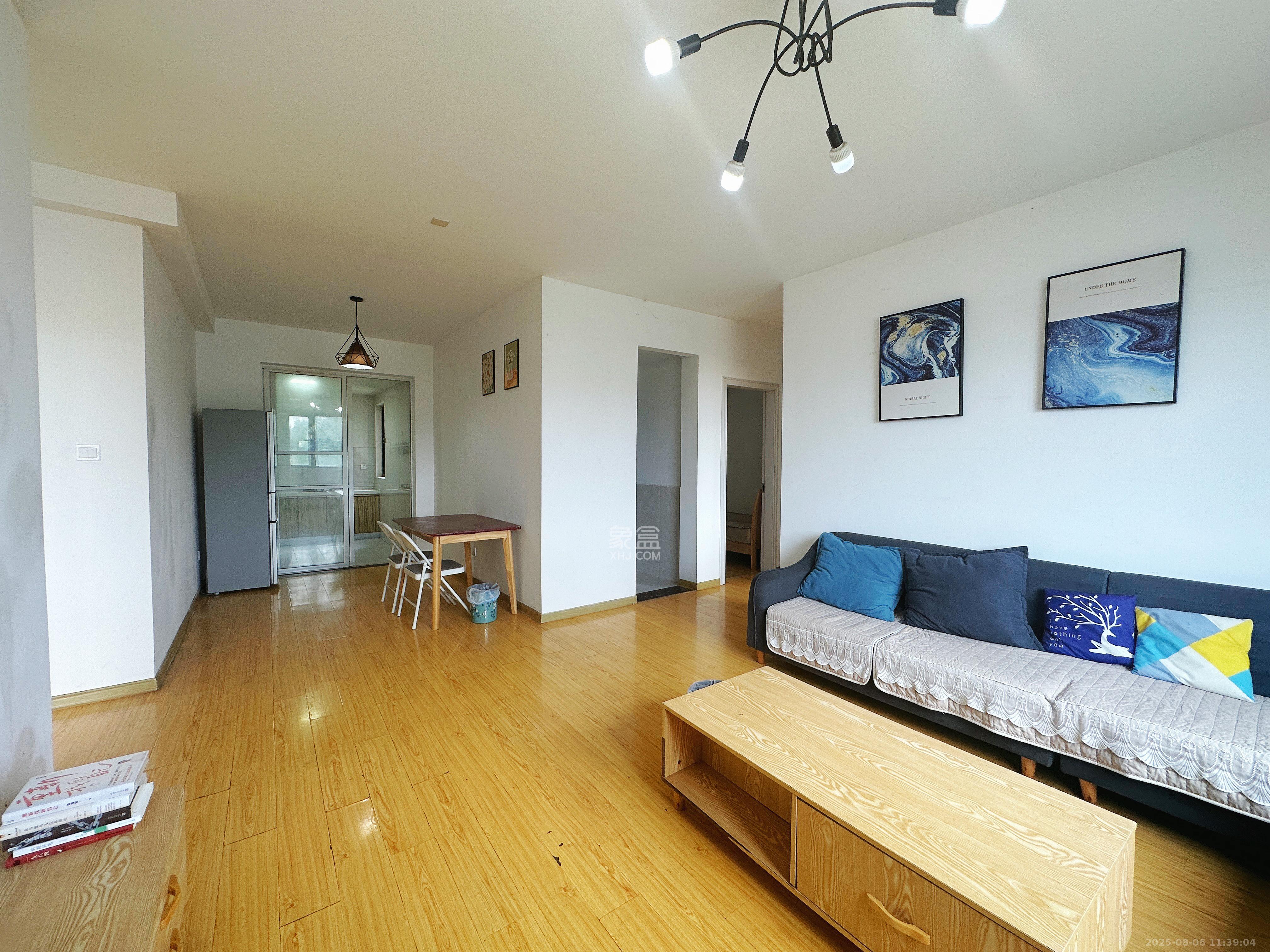 融创融公馆(融创臻苑) 4室2厅2卫 2100.0元/月 融创融公馆(融创臻苑) 4室2厅2卫 2100.0元/月室内图