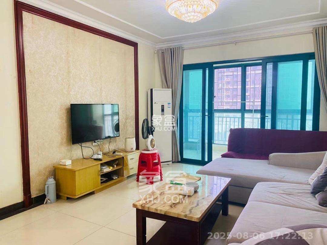 恒大雅苑 3室2厅2卫 2600.0元/月 恒大雅苑 3室2厅2卫 2600.0元/月室内图