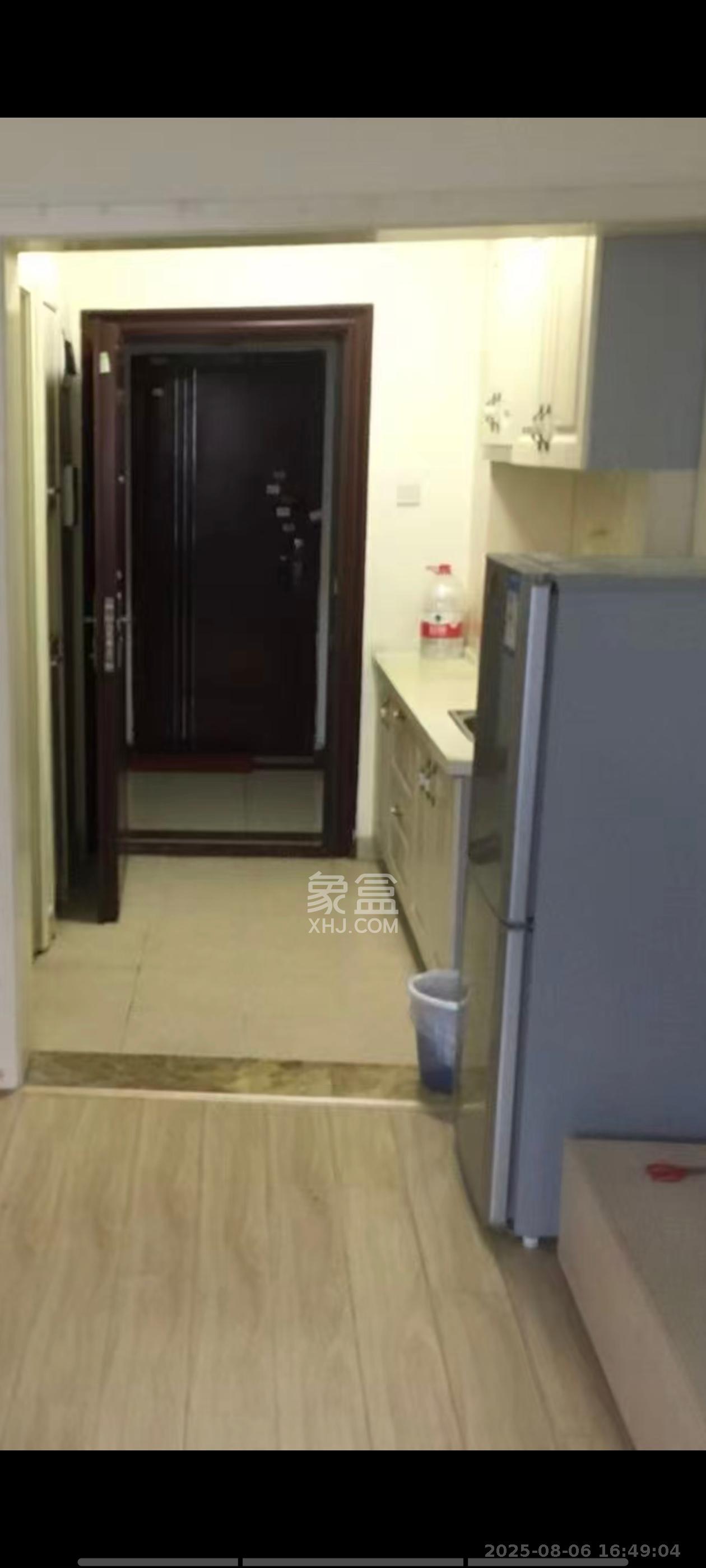 万芙锦城  1室0厅1卫    1350.0元/月室内图