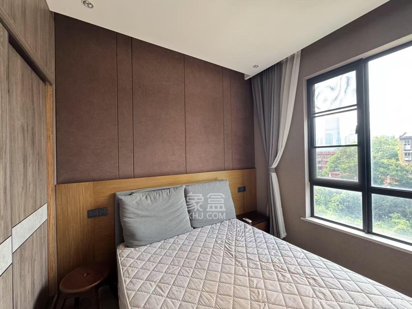 荣悦台 2室1厅1卫 3300.0元/月 荣悦台 2室1厅1卫 3300.0元/月室内图