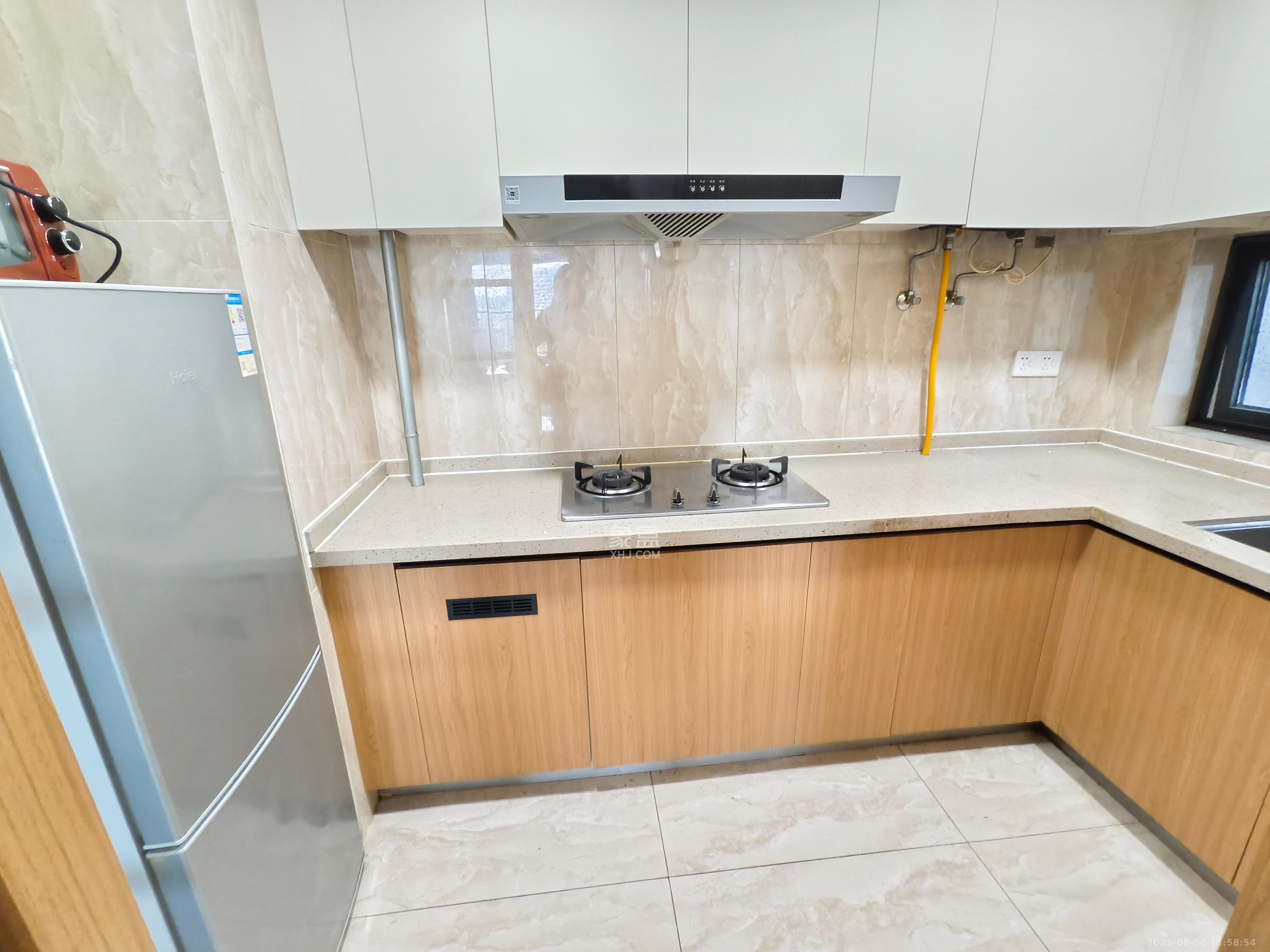 万科金域蓝湾 3室2厅2卫 2900.0元/月 万科金域蓝湾 3室2厅2卫 2900.0元/月室内图