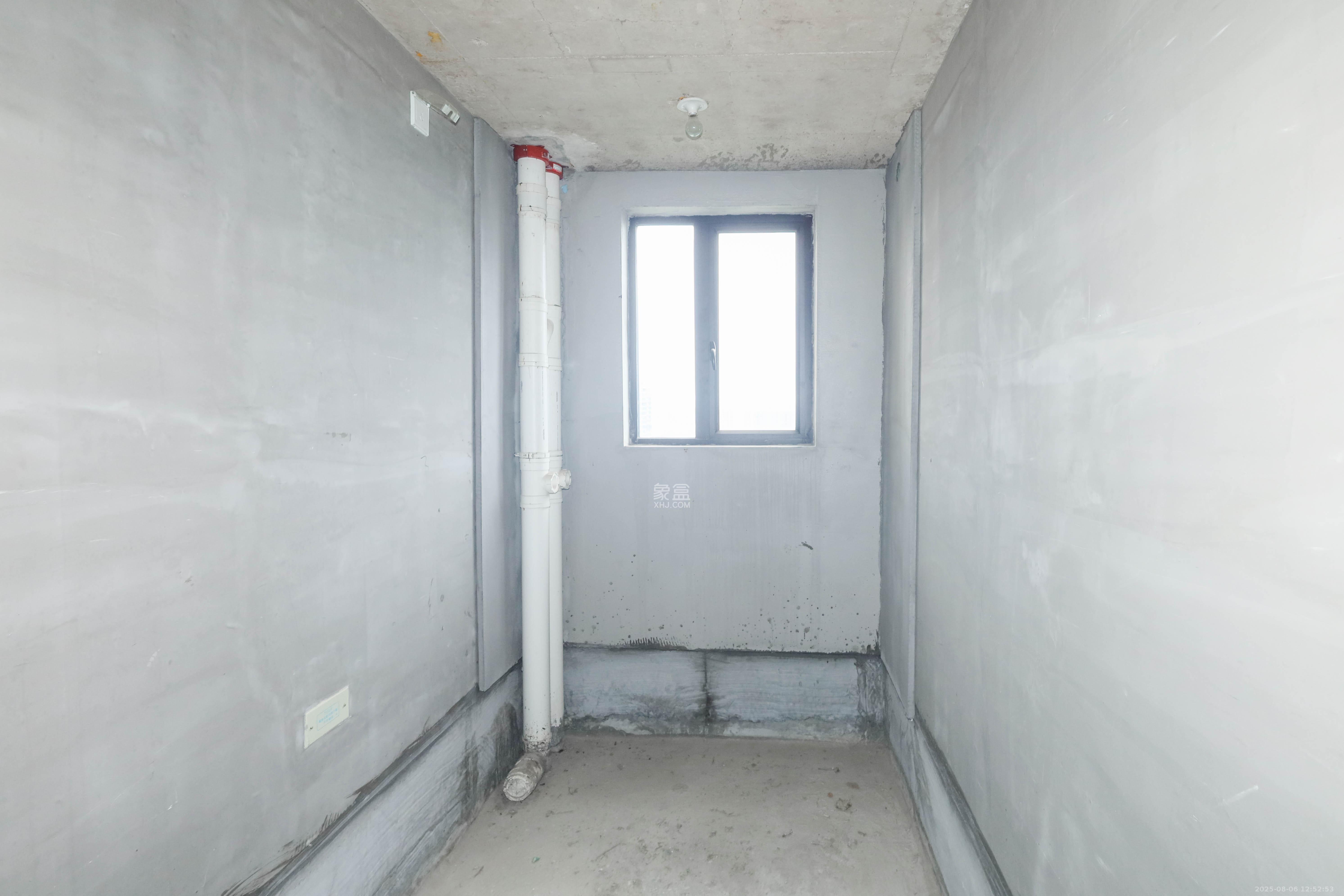 惠天然梅岭国际 4室2厅2卫 185.0万 惠天然梅岭国际 4室2厅2卫 185.0万卫生间