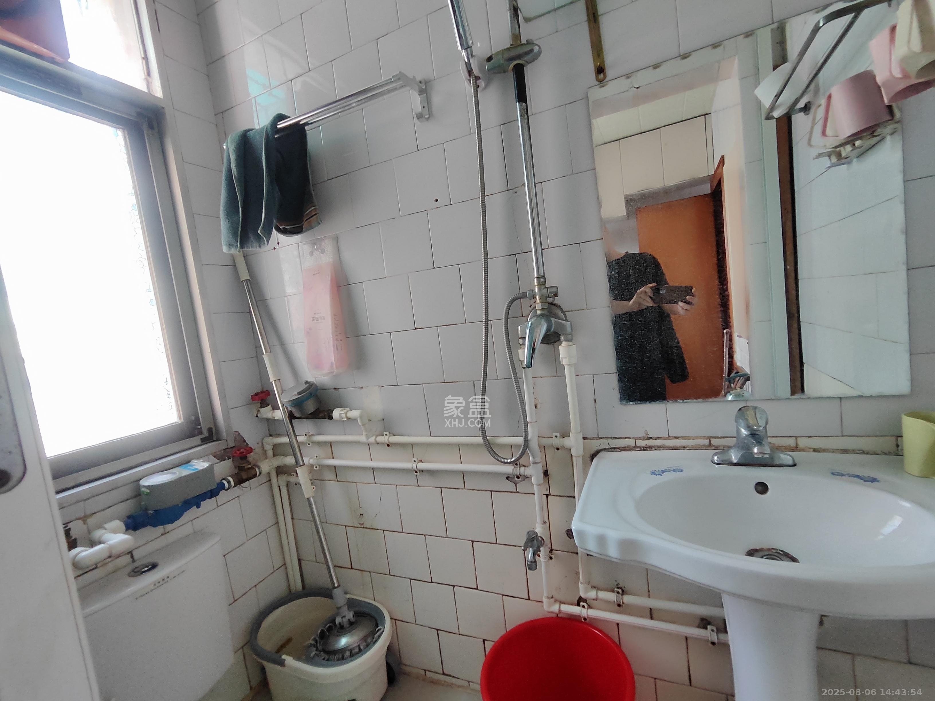 省公路局宿舍  2室1厅1卫    1800.0元/月室内图