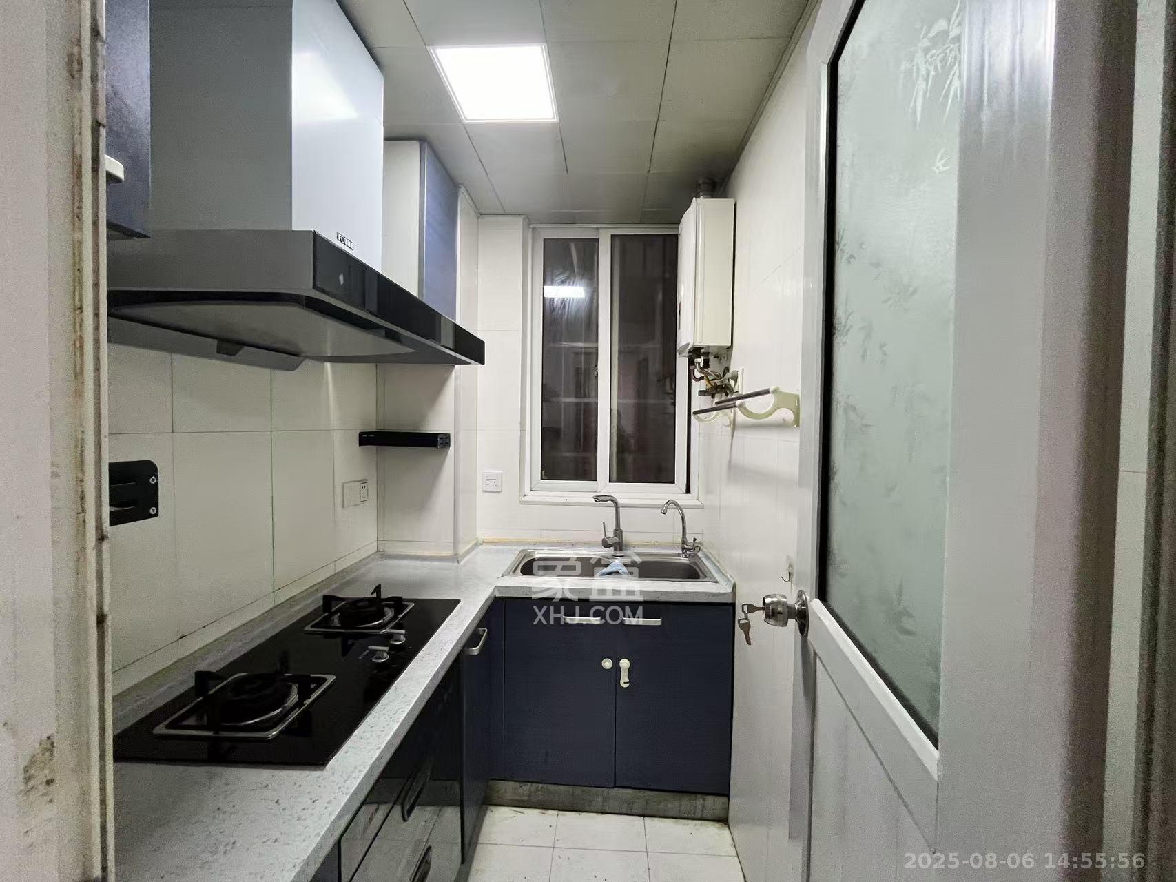 建鸿达现代公寓  1室1厅1卫    2300.0元/月室内图