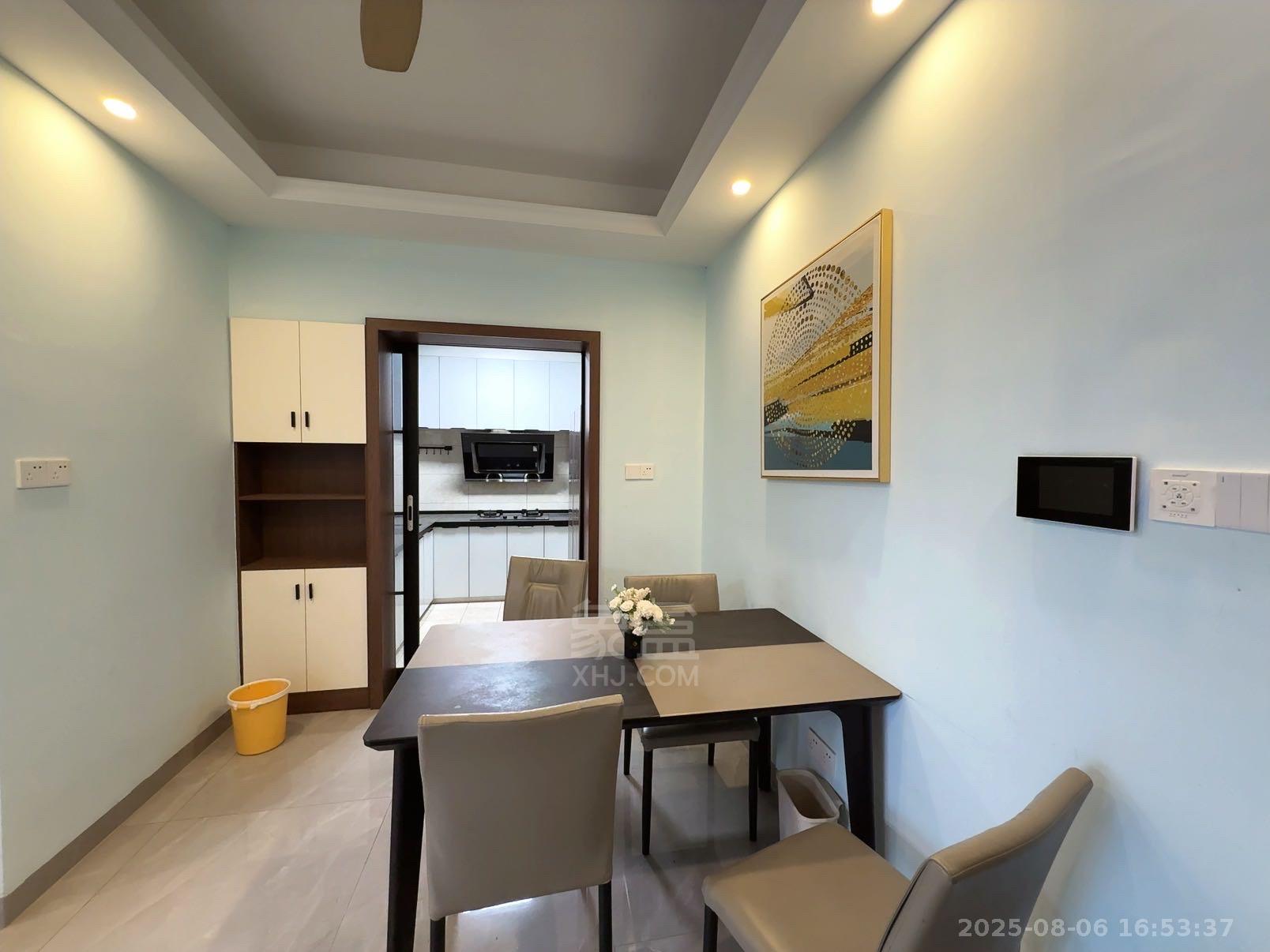 流金岁月-华晨国际 2室1厅1卫 2700.00元/月 流金岁月-华晨国际 2室1厅1卫 2700.00元/月室内图