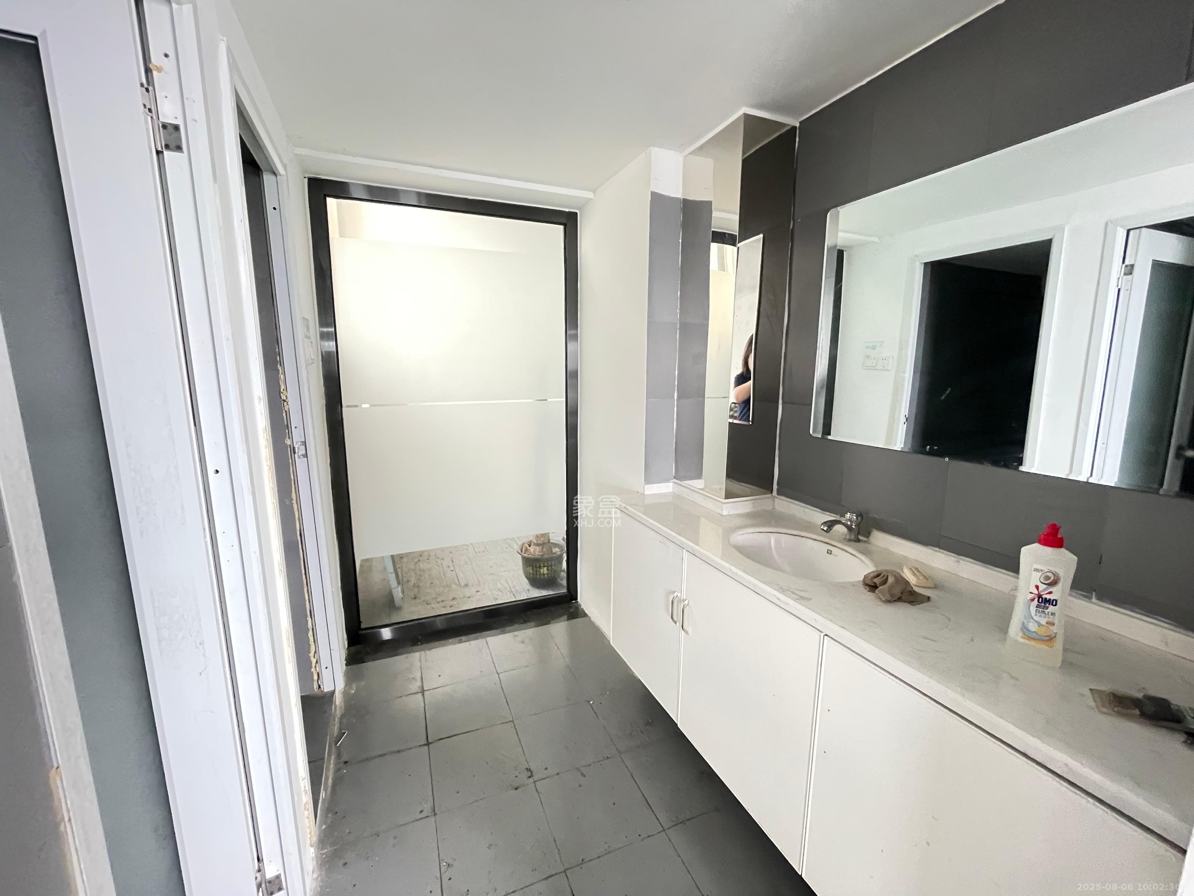 兰亭湾畔 1室1厅1卫 4000.0元/月 兰亭湾畔 1室1厅1卫 4000.0元/月室内图