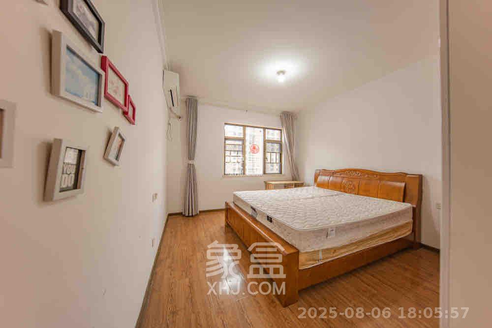 江山帝景哈佛  3室2厅2卫    2300.0元/月 江山帝景哈佛  3室2厅2卫    2300.0元/月室内图