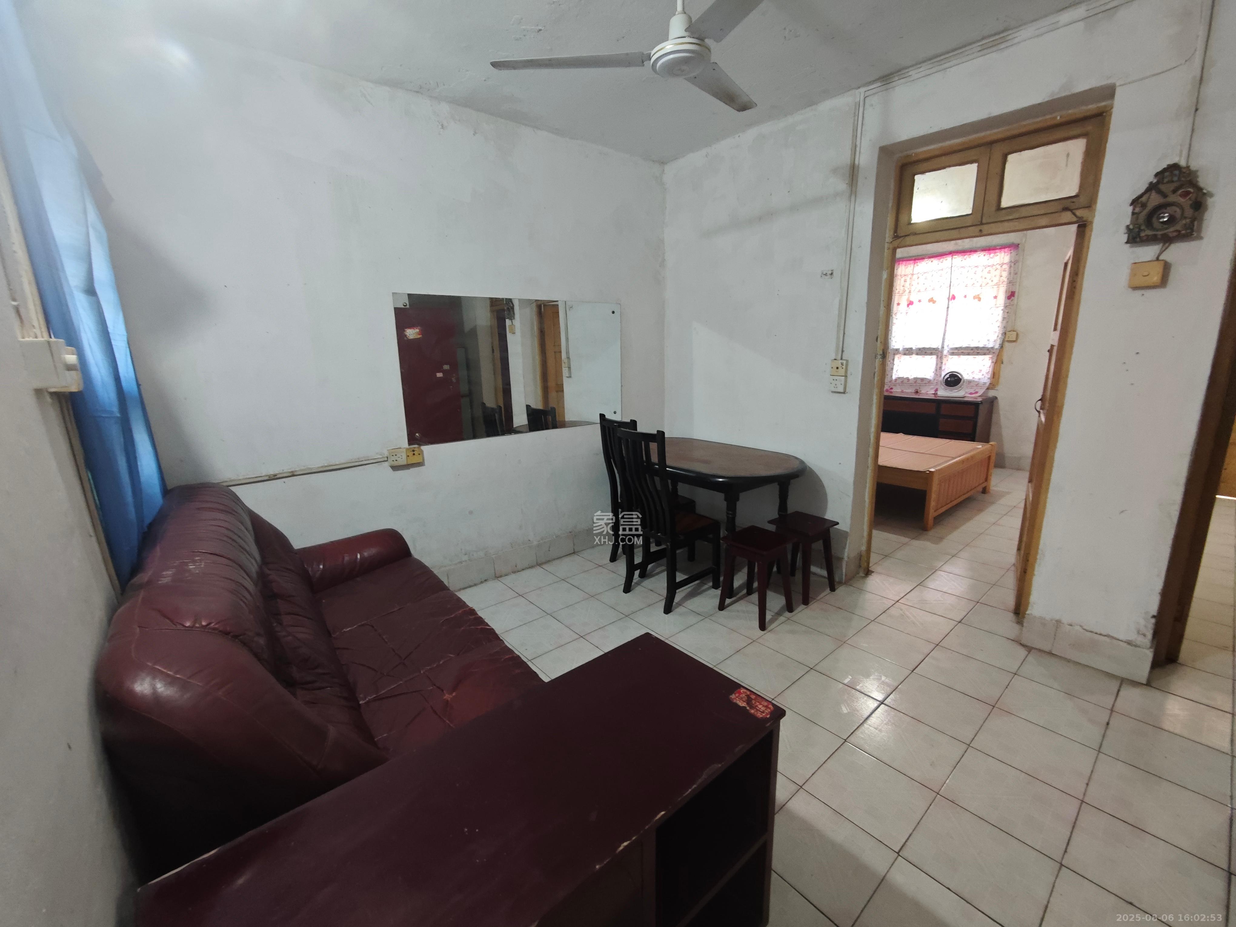 杏花园小区 2室1厅1卫 1000.0元/月 杏花园小区 2室1厅1卫 1000.0元/月室内图