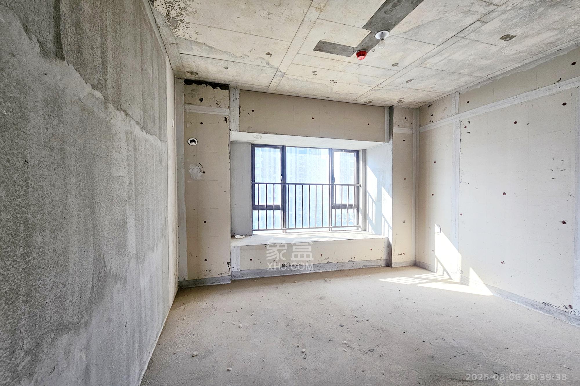 阳光城尚东湾凌云府 4室2厅2卫 185.0万 阳光城尚东湾凌云府 4室2厅2卫 185.0万其他