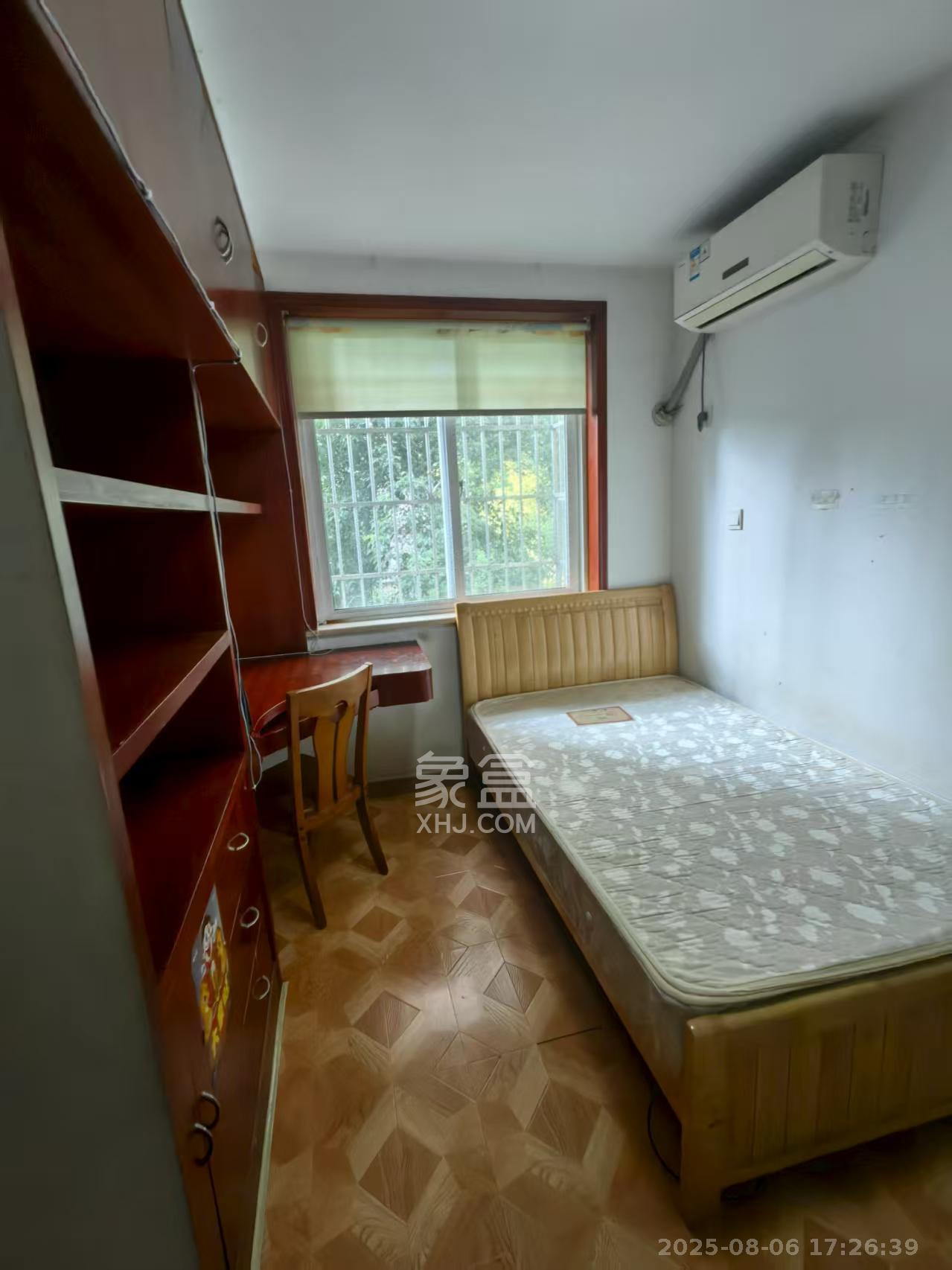 麓谷锦和园 3室2厅1卫 2200.0元/月 麓谷锦和园 3室2厅1卫 2200.0元/月室内图