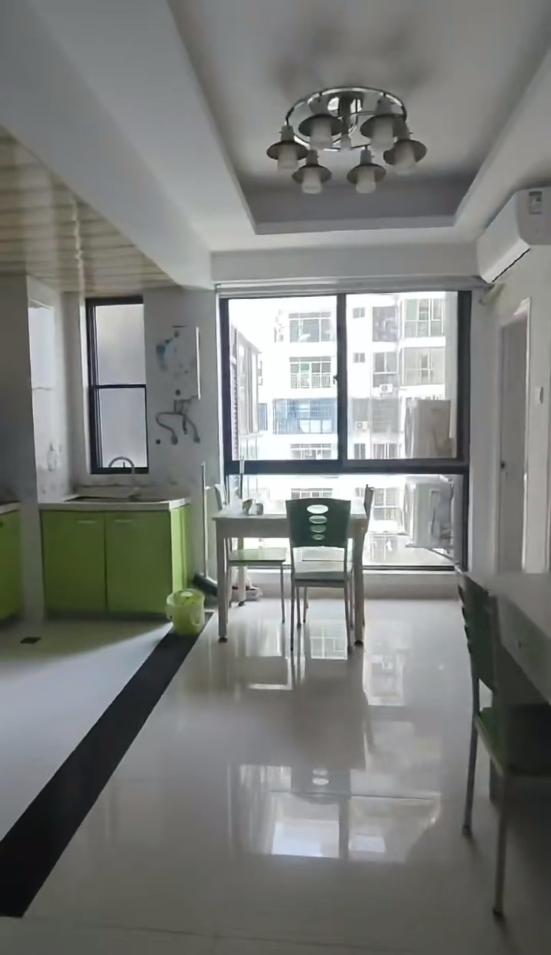 蓝海银座 1室0厅0卫 68.0万 蓝海银座 1室0厅0卫 68.0万室内图