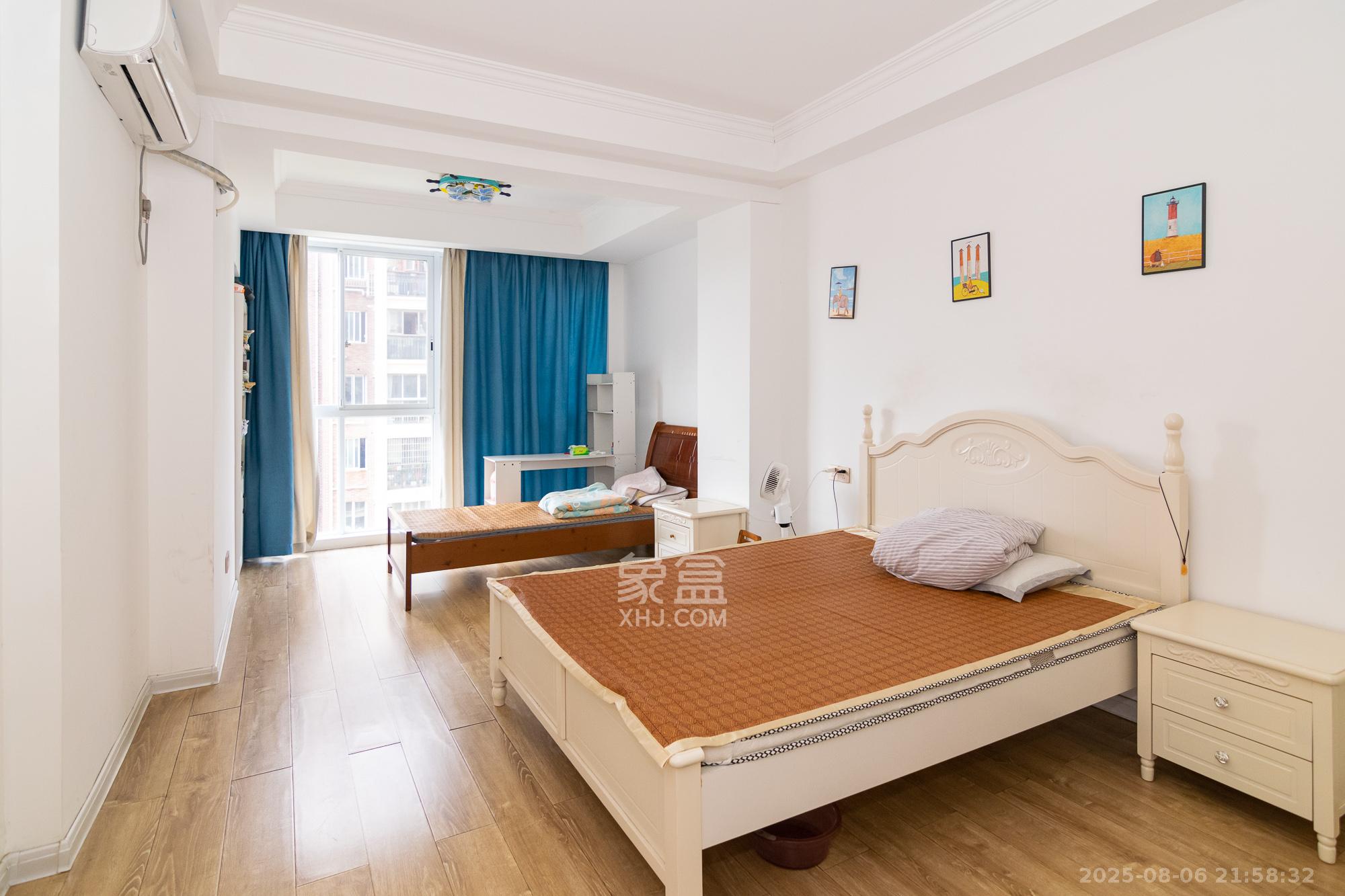 普瑞斯堡 6室2厅3卫 200.0万 普瑞斯堡 6室2厅3卫 200.0万卧室