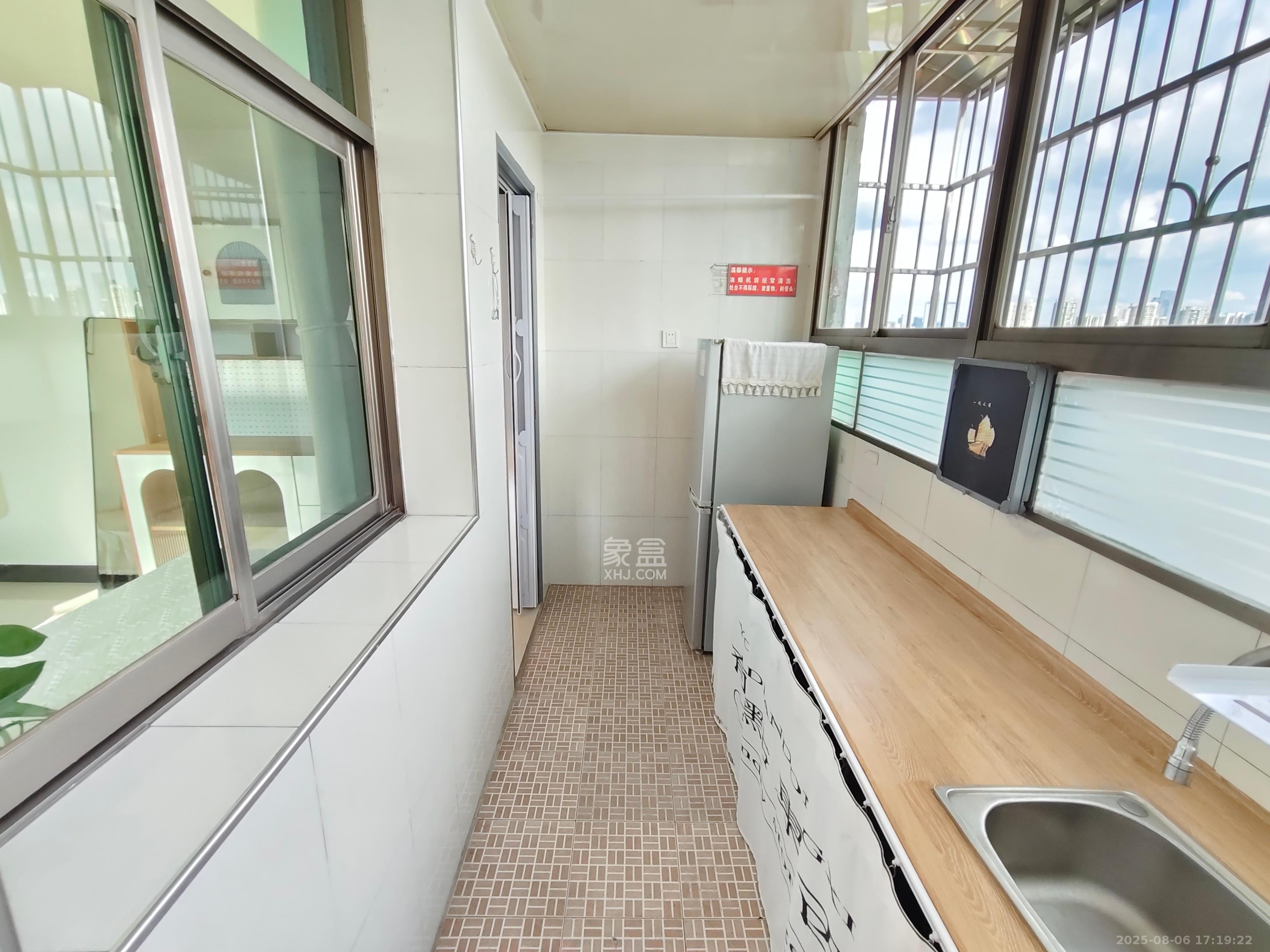 熊家湾安置小区  1室1厅1卫    1450.0元/月室内图