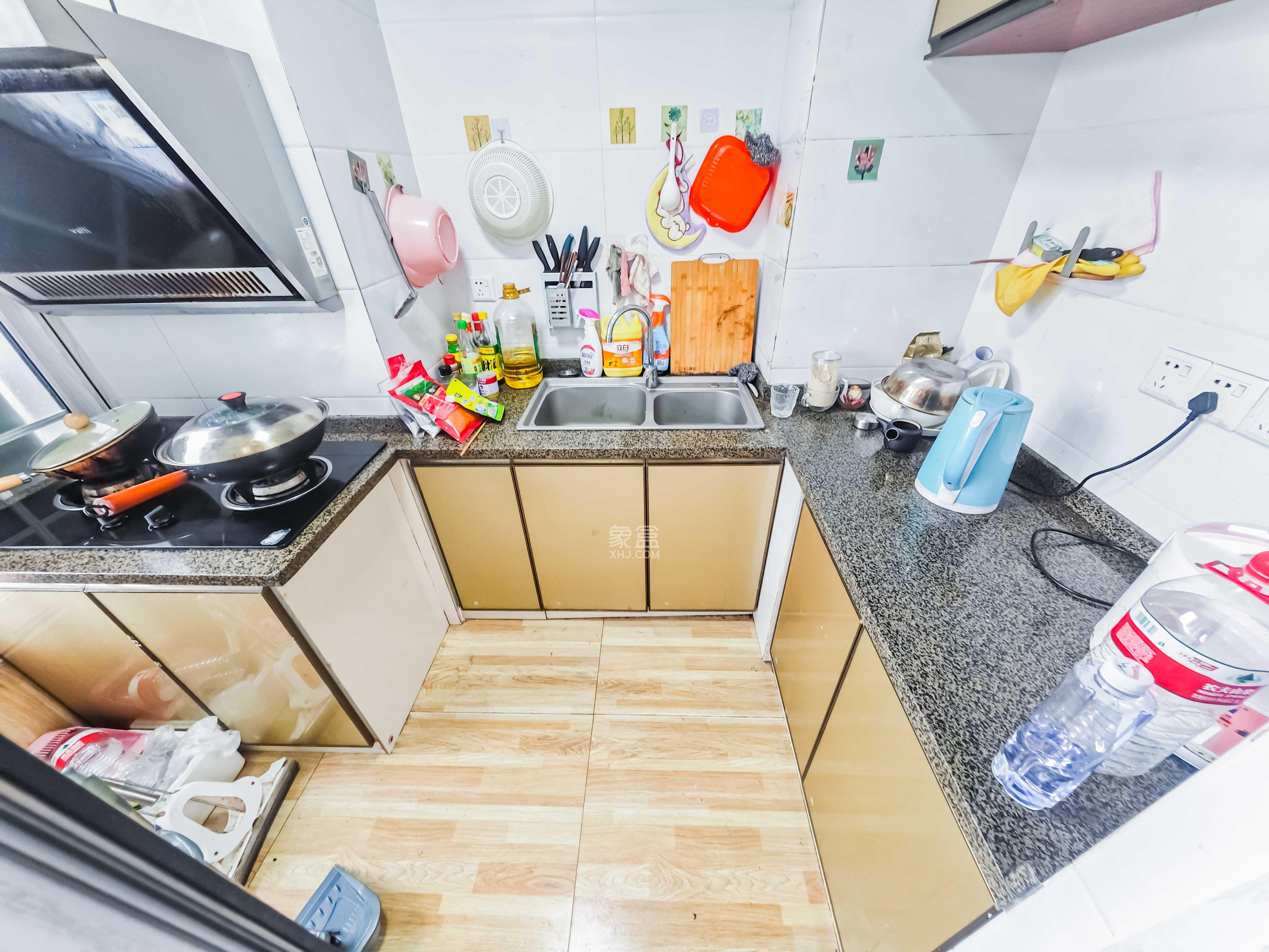 金色loft（鑫秋大厦）  2室2厅1卫   42.00万其他