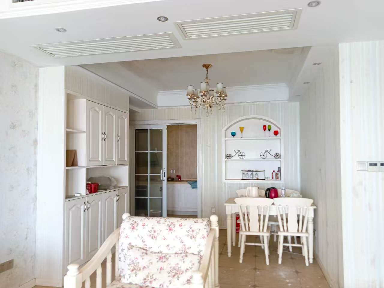 碧桂园 3室1厅2卫 1800.0元/月 碧桂园 3室1厅2卫 1800.0元/月室内图