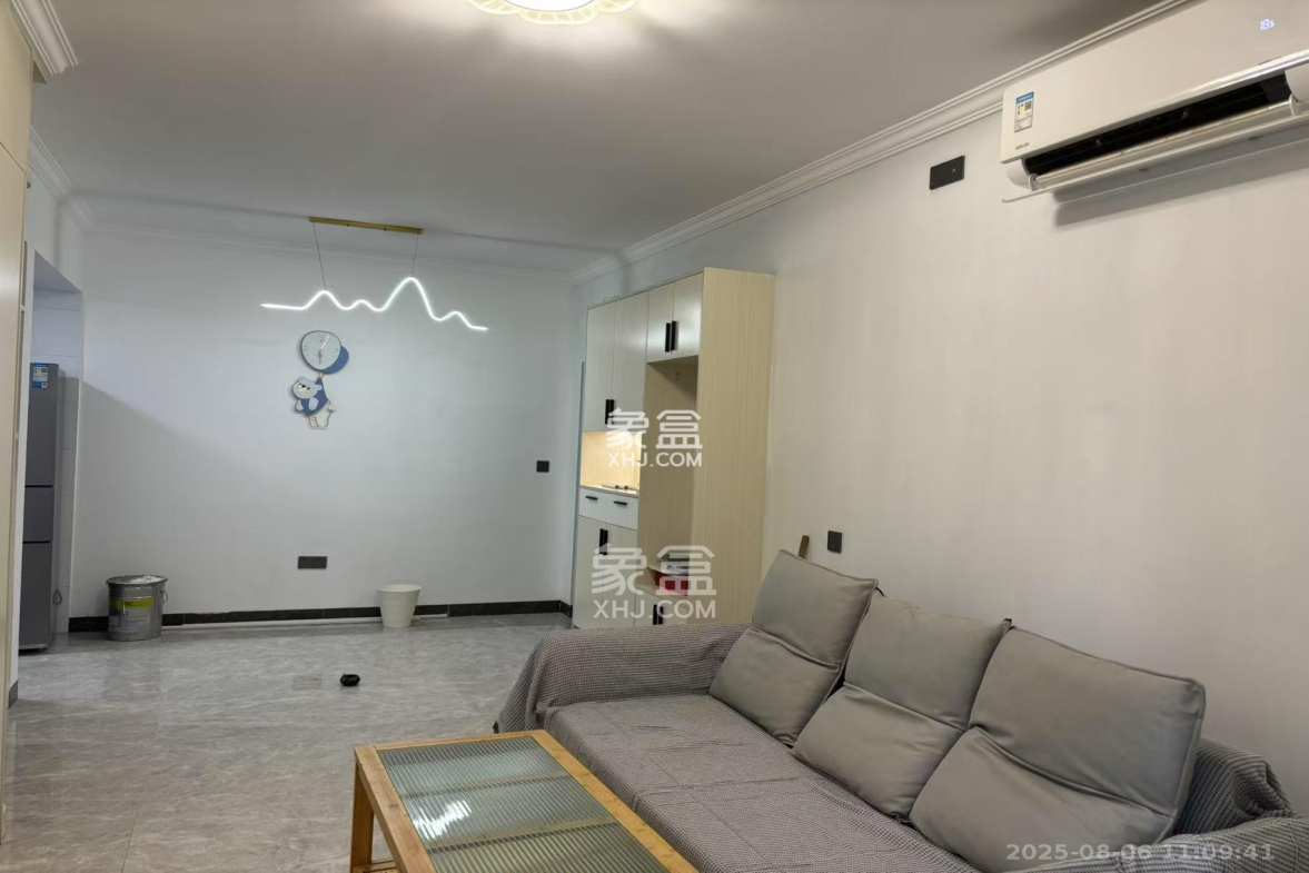 蔷薇国际 1室1厅1卫 1800.0元/月 蔷薇国际 1室1厅1卫 1800.0元/月室内图