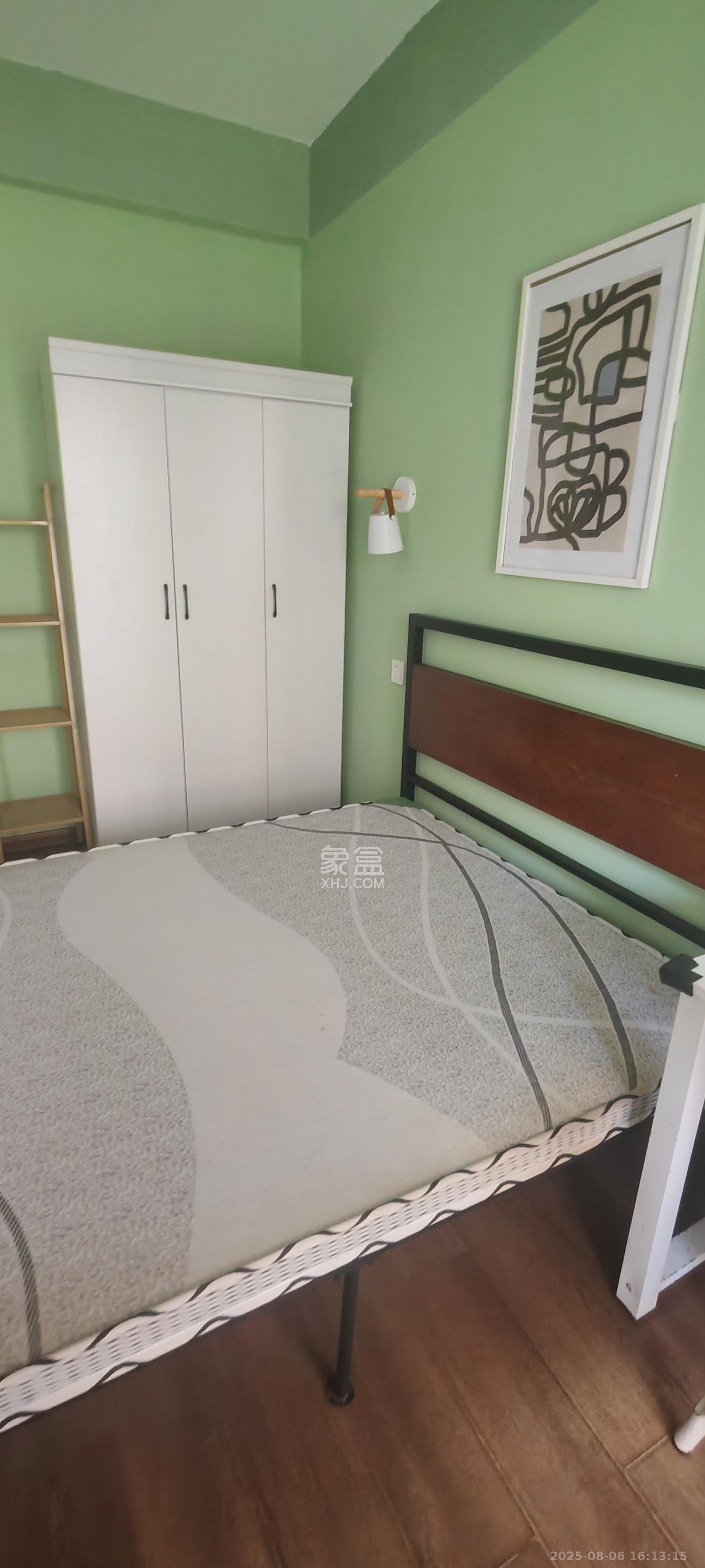 深业睿城 1室2厅2卫 900.0元/月 深业睿城 1室2厅2卫 900.0元/月室内图