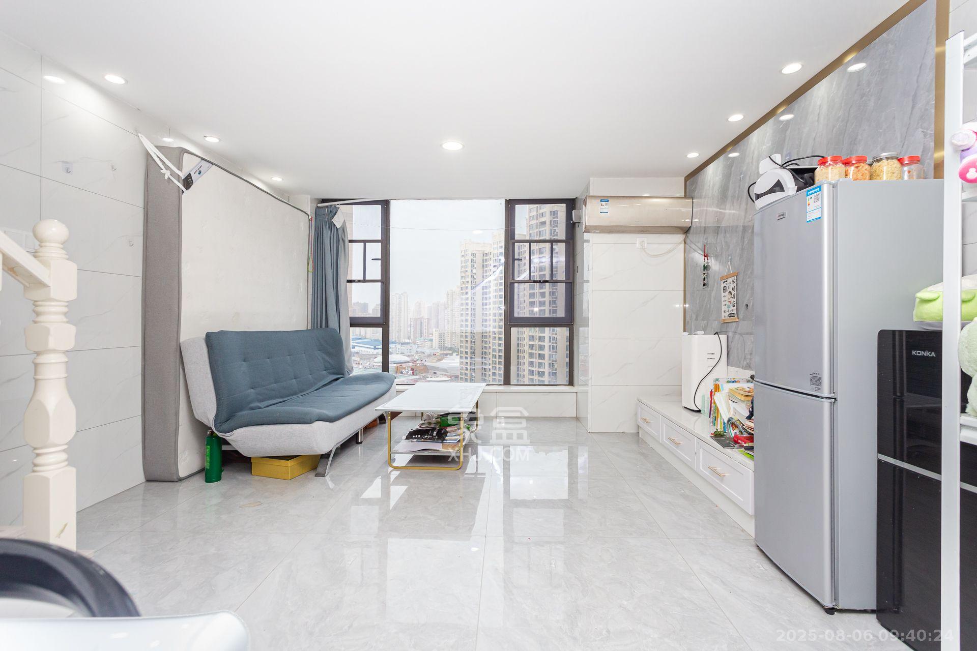 润和滨江府  2室2厅1卫    1650.0元/月 润和滨江府  2室2厅1卫    1650.0元/月室内图