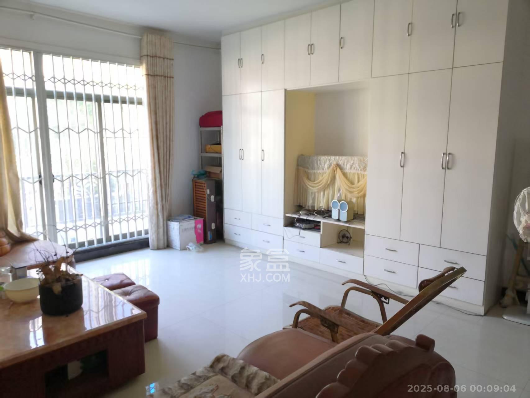 卓越蔚蓝海岸一期 3室2厅2卫 3200.0元/月 卓越蔚蓝海岸一期 3室2厅2卫 3200.0元/月室内图