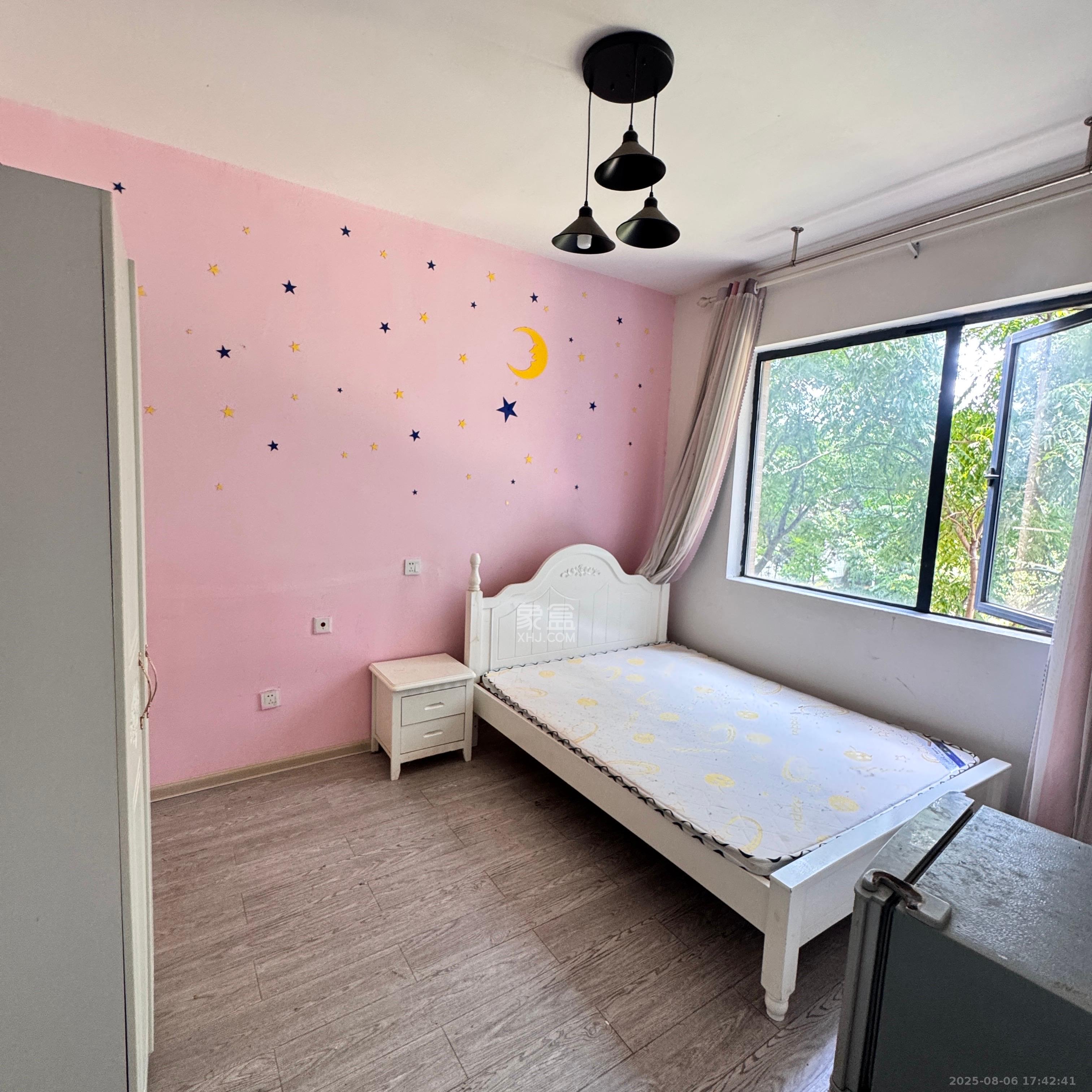 中南红领邦(红星嘉和苑) 1室1厅1卫 900.0元/月 中南红领邦(红星嘉和苑) 1室1厅1卫 900.0元/月室内图