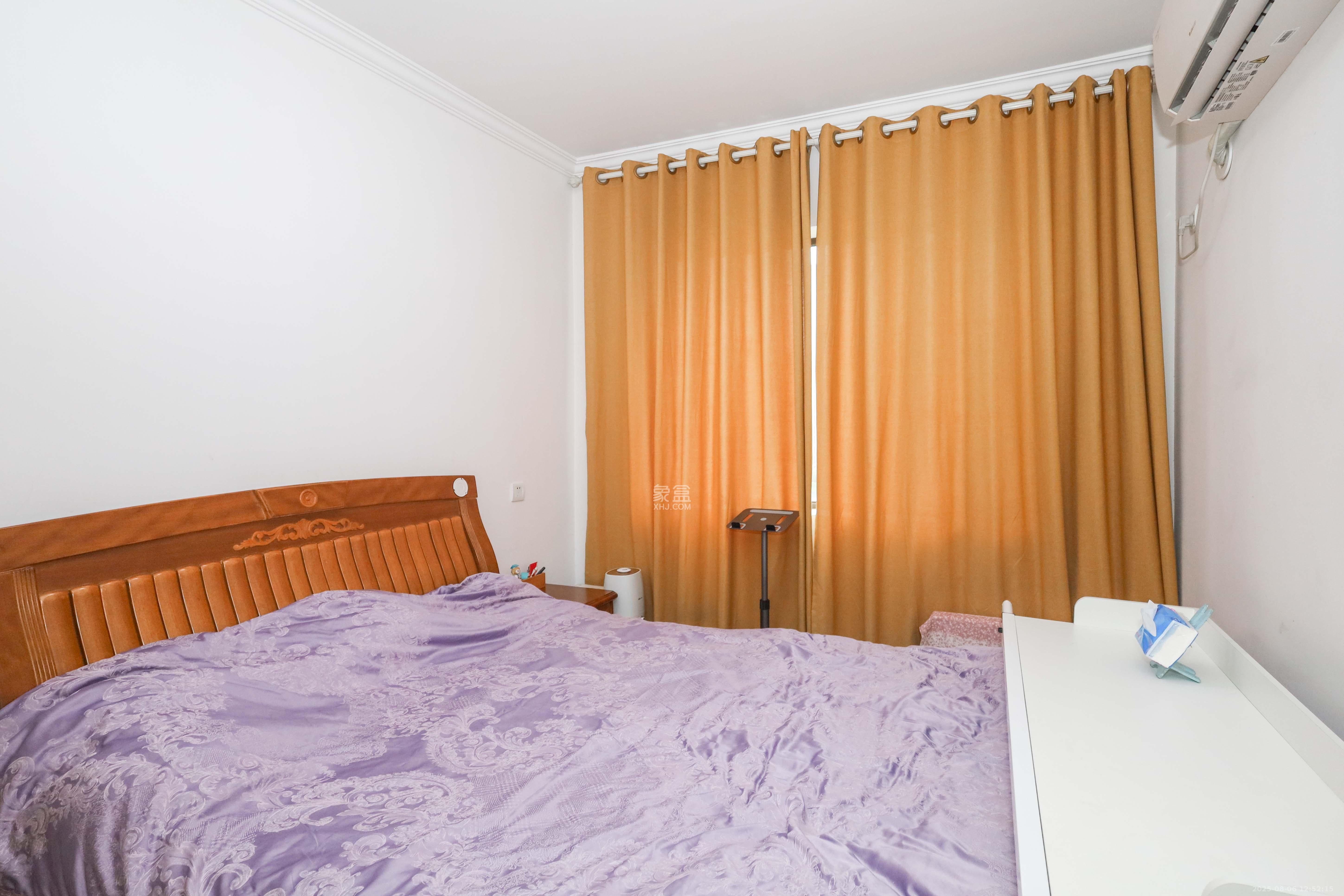 梅溪湖合能璞丽  2室2厅1卫    80.0万卧室