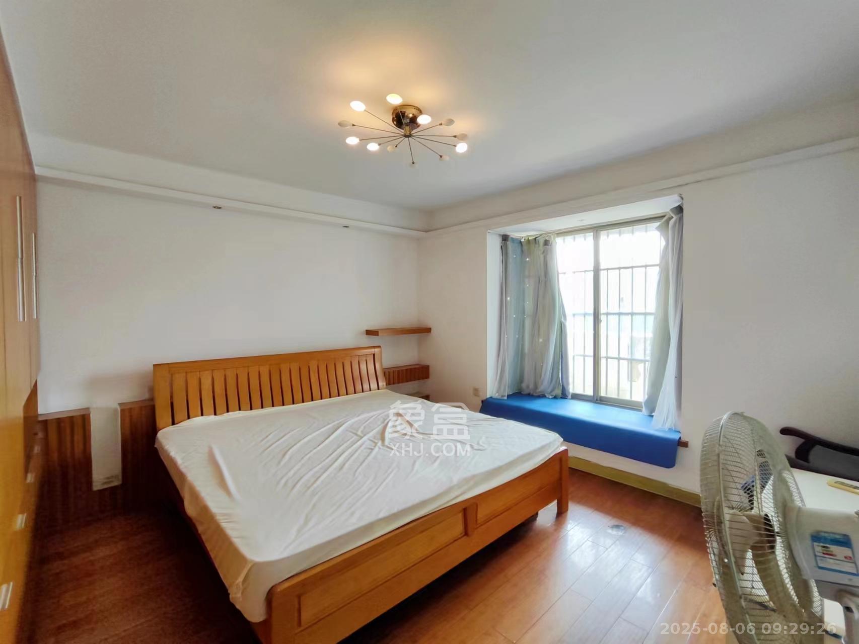 新世纪家园 3室2厅2卫 2200.0元/月 新世纪家园 3室2厅2卫 2200.0元/月室内图