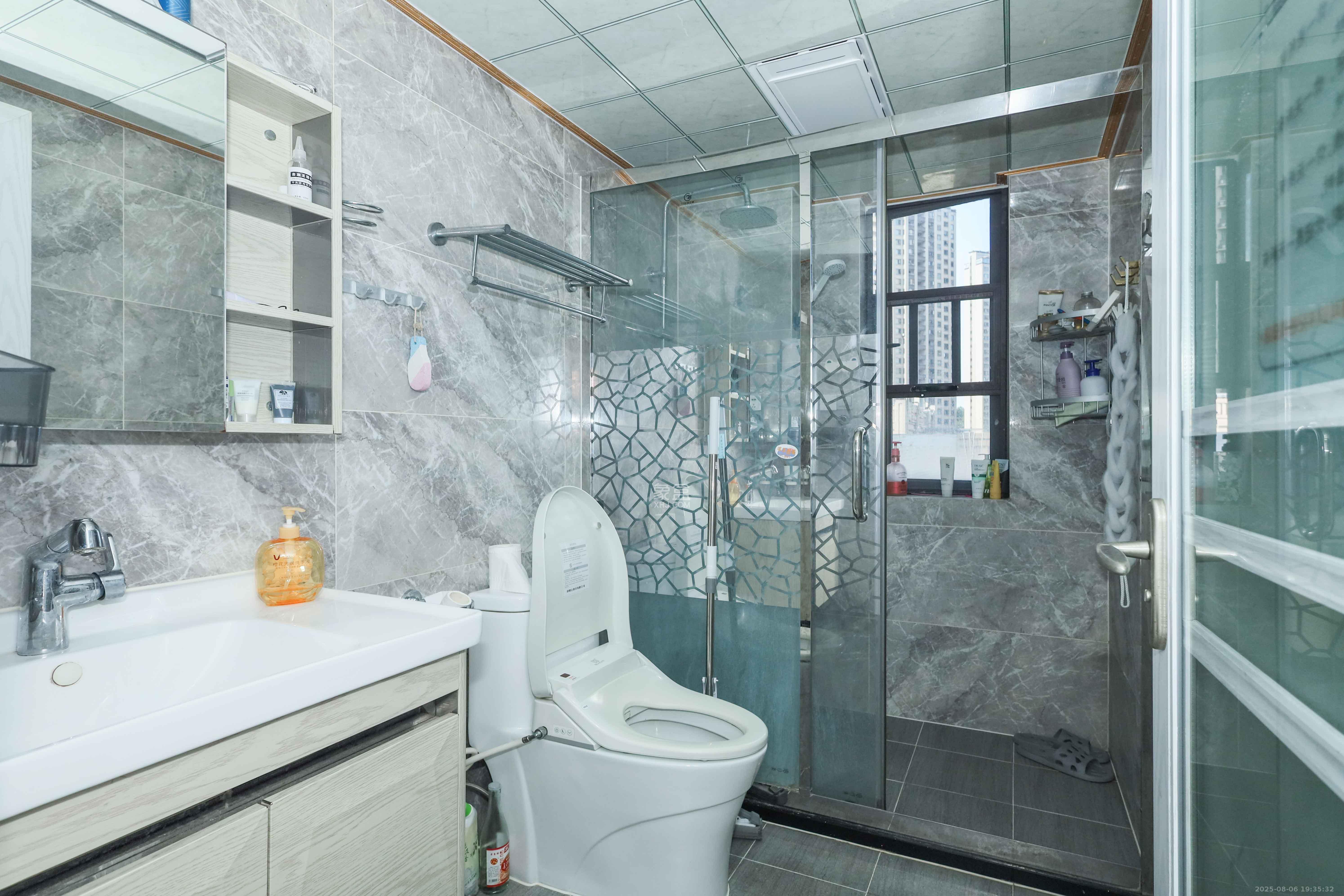 梅溪湖合能璞丽  2室2厅1卫    80.0万 梅溪湖合能璞丽  2室2厅1卫    80.0万卫生间