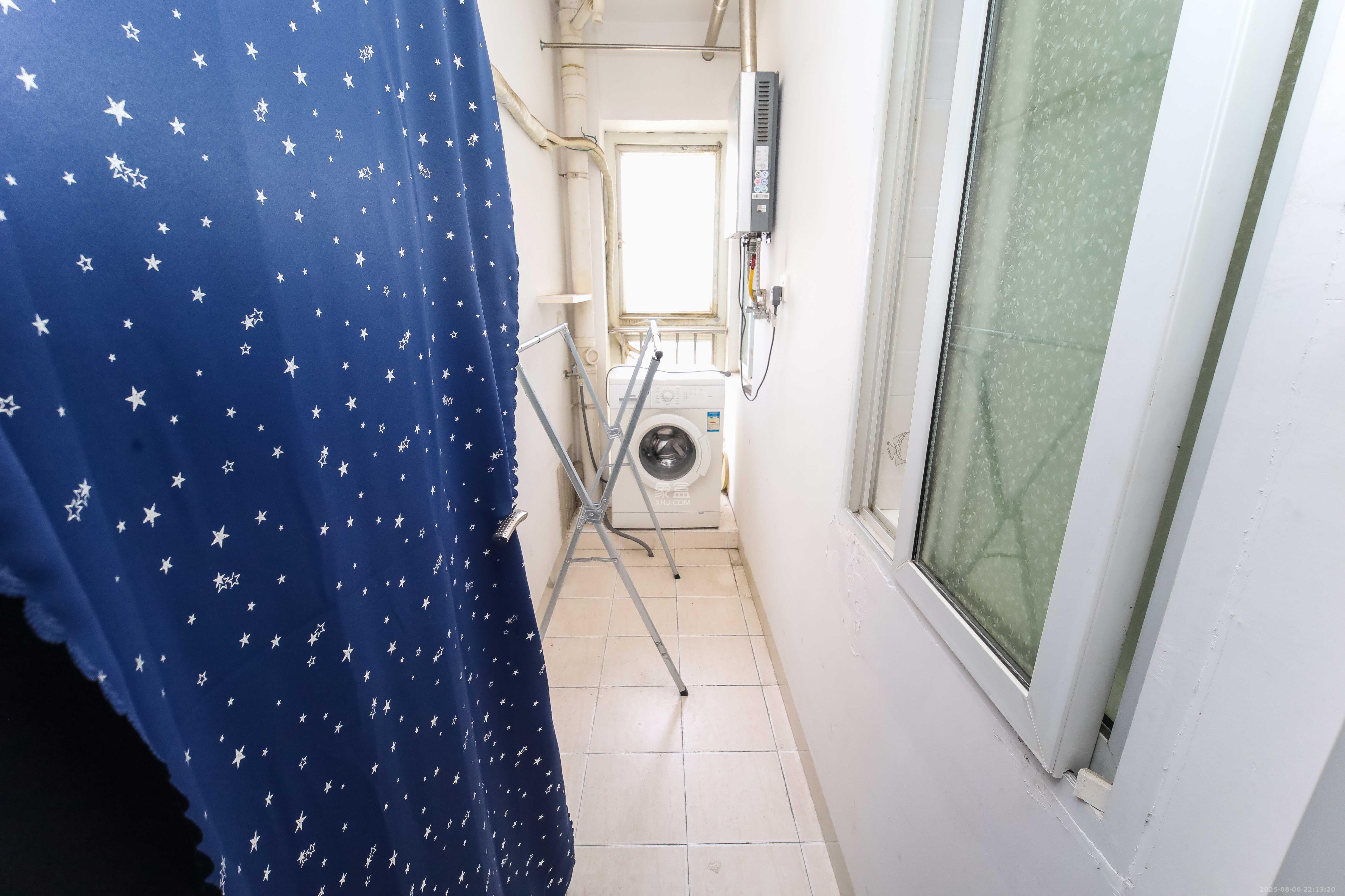 汇都公寓  1室1厅1卫    38.8万 汇都公寓  1室1厅1卫    38.8万阳台