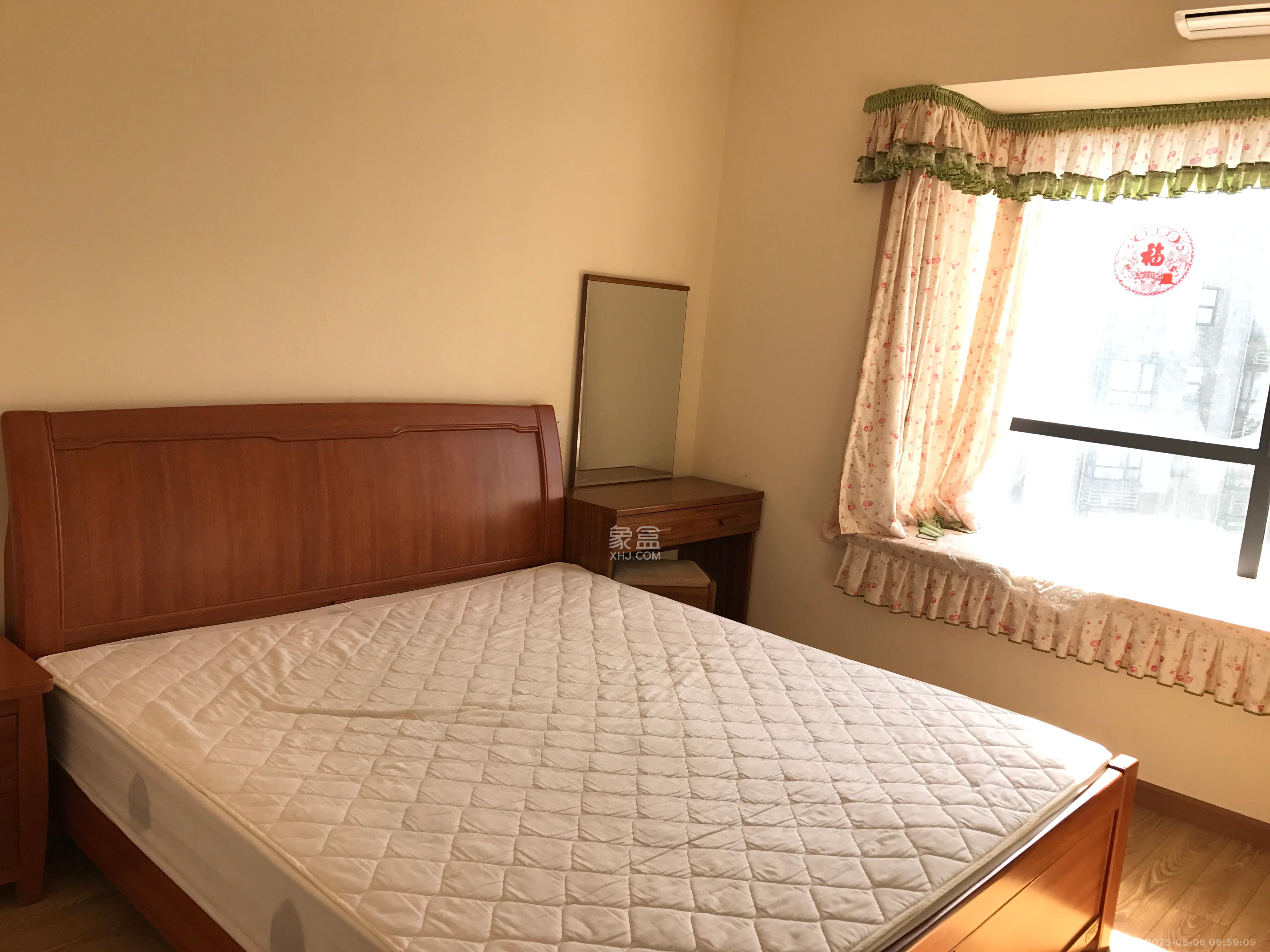 莱茵城  2室2厅1卫    1800.0元/月室内图