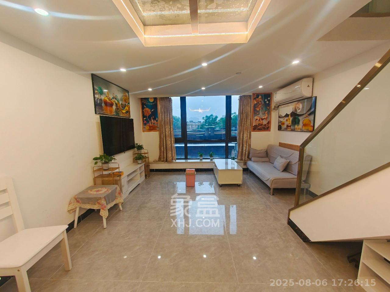 藏珑湖上公馆 1室1厅1卫 2300.0元/月 藏珑湖上公馆 1室1厅1卫 2300.0元/月室内图