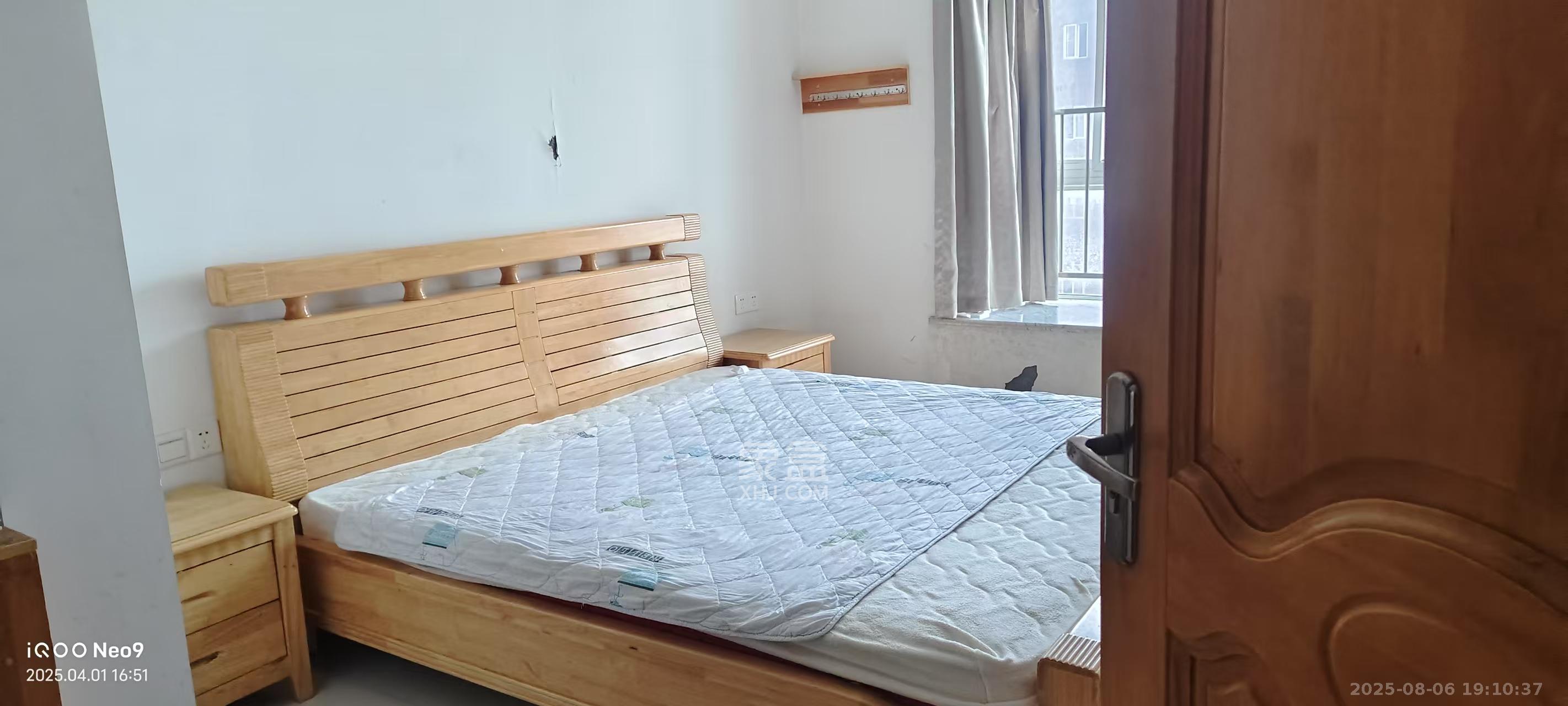 弘欣公寓 4室2厅1卫 2400.0元/月 弘欣公寓 4室2厅1卫 2400.0元/月室内图