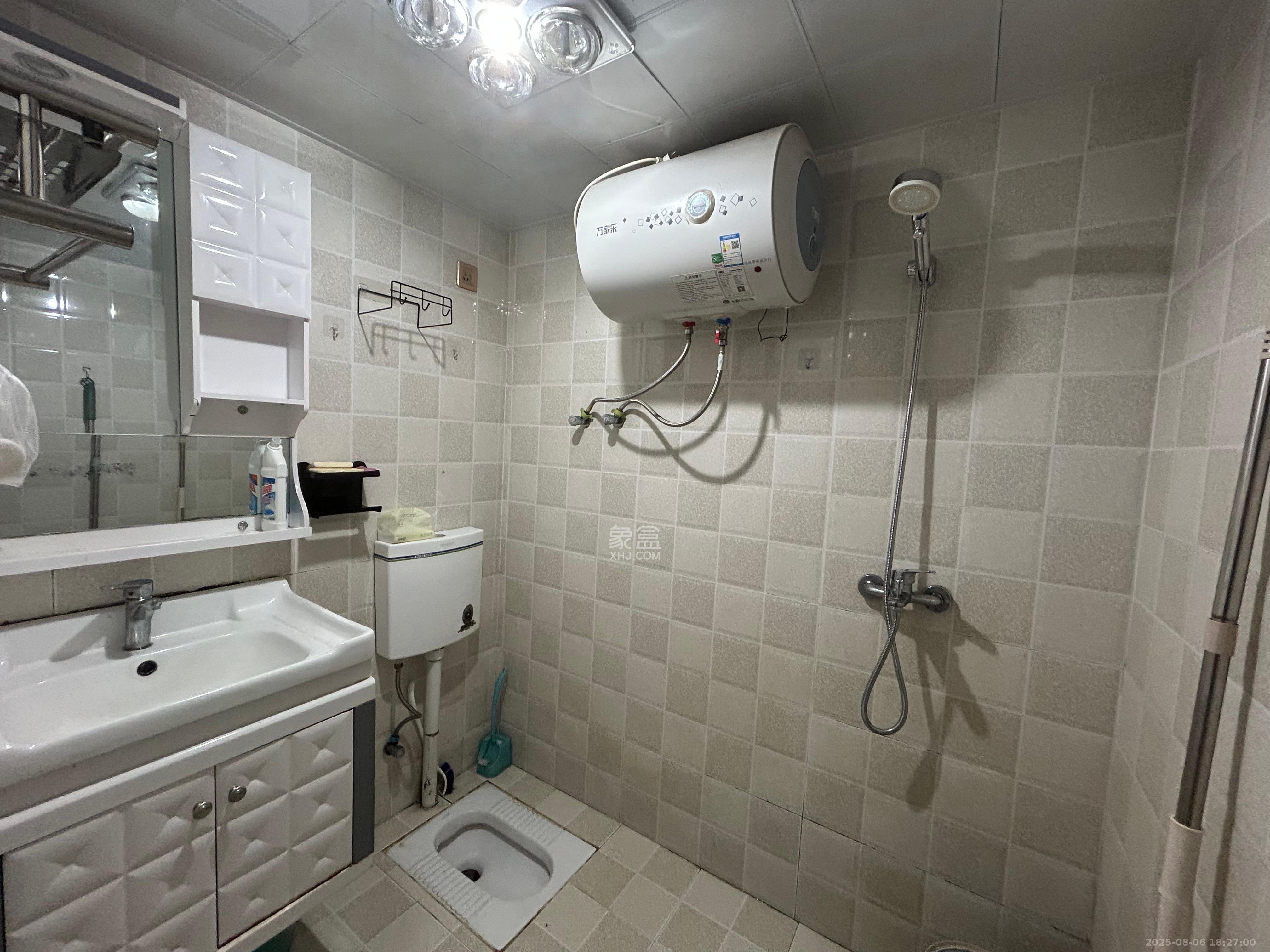 MOMA当代广场  2室1厅1卫    1500.0元/月 MOMA当代广场  2室1厅1卫    1500.0元/月室内图