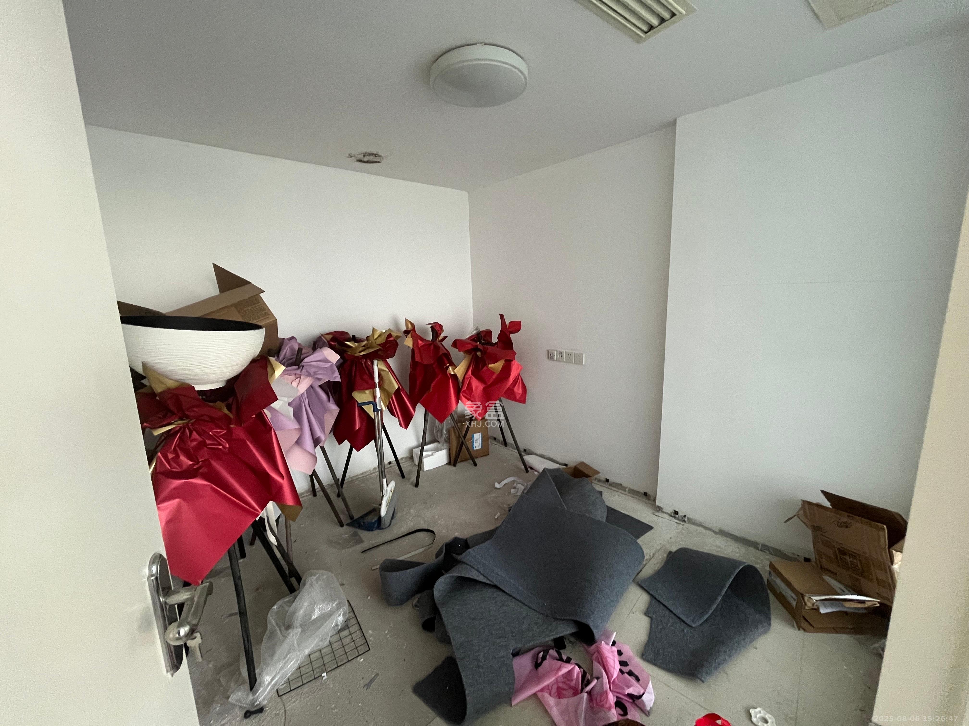 新世纪大厦 2室1厅1卫 3000.0元/月 新世纪大厦 2室1厅1卫 3000.0元/月室内图