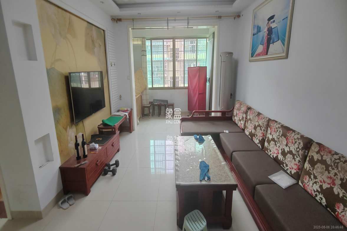 青青家园 3室2厅2卫 1600.0元/月 青青家园 3室2厅2卫 1600.0元/月室内图