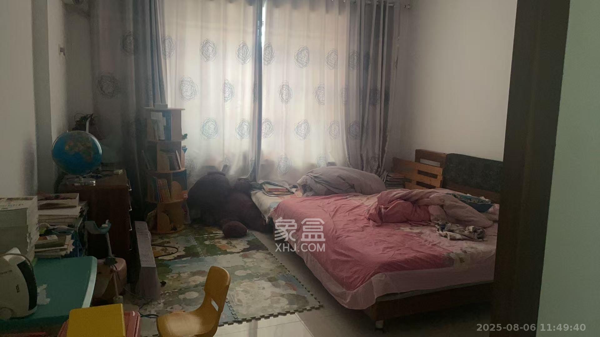 山水花都  3室2厅2卫    3200.0元/月 山水花都  3室2厅2卫    3200.0元/月室内图