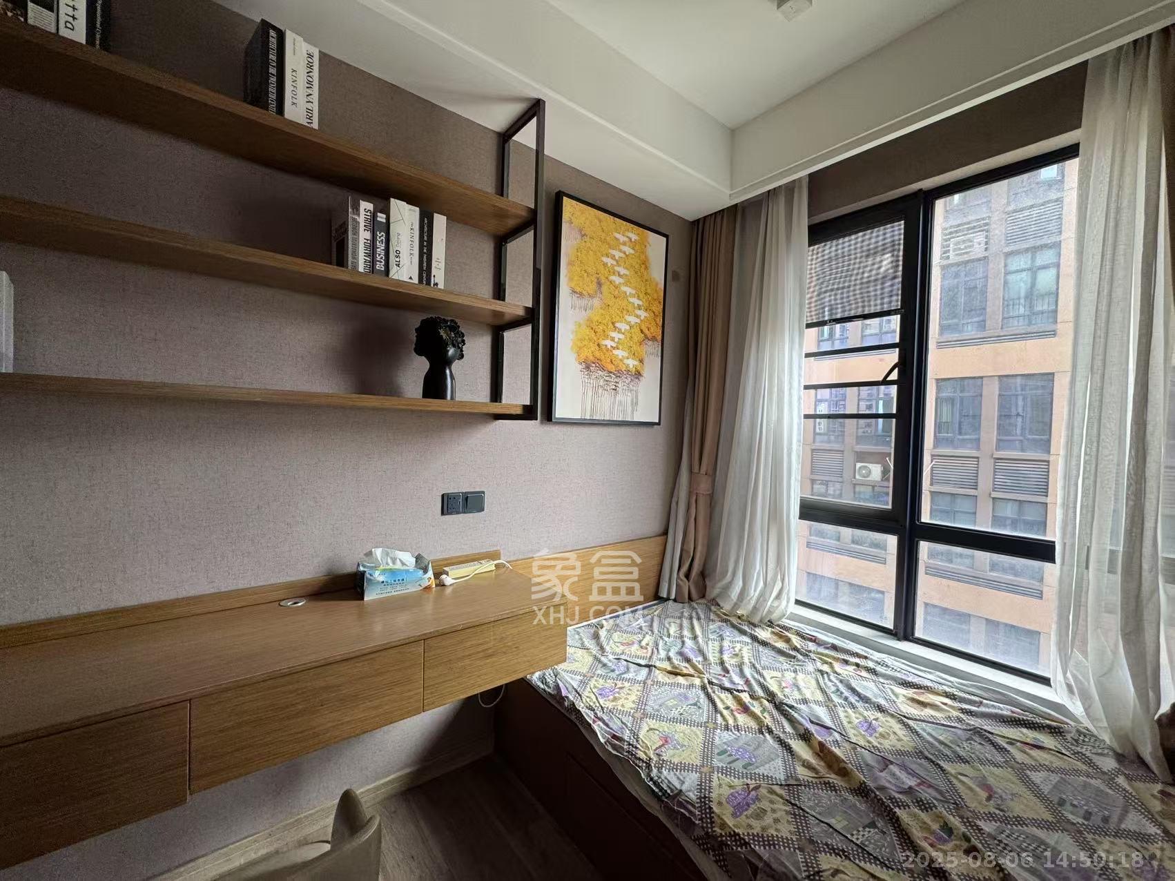 荣悦台 2室1厅1卫 3300.0元/月 荣悦台 2室1厅1卫 3300.0元/月室内图