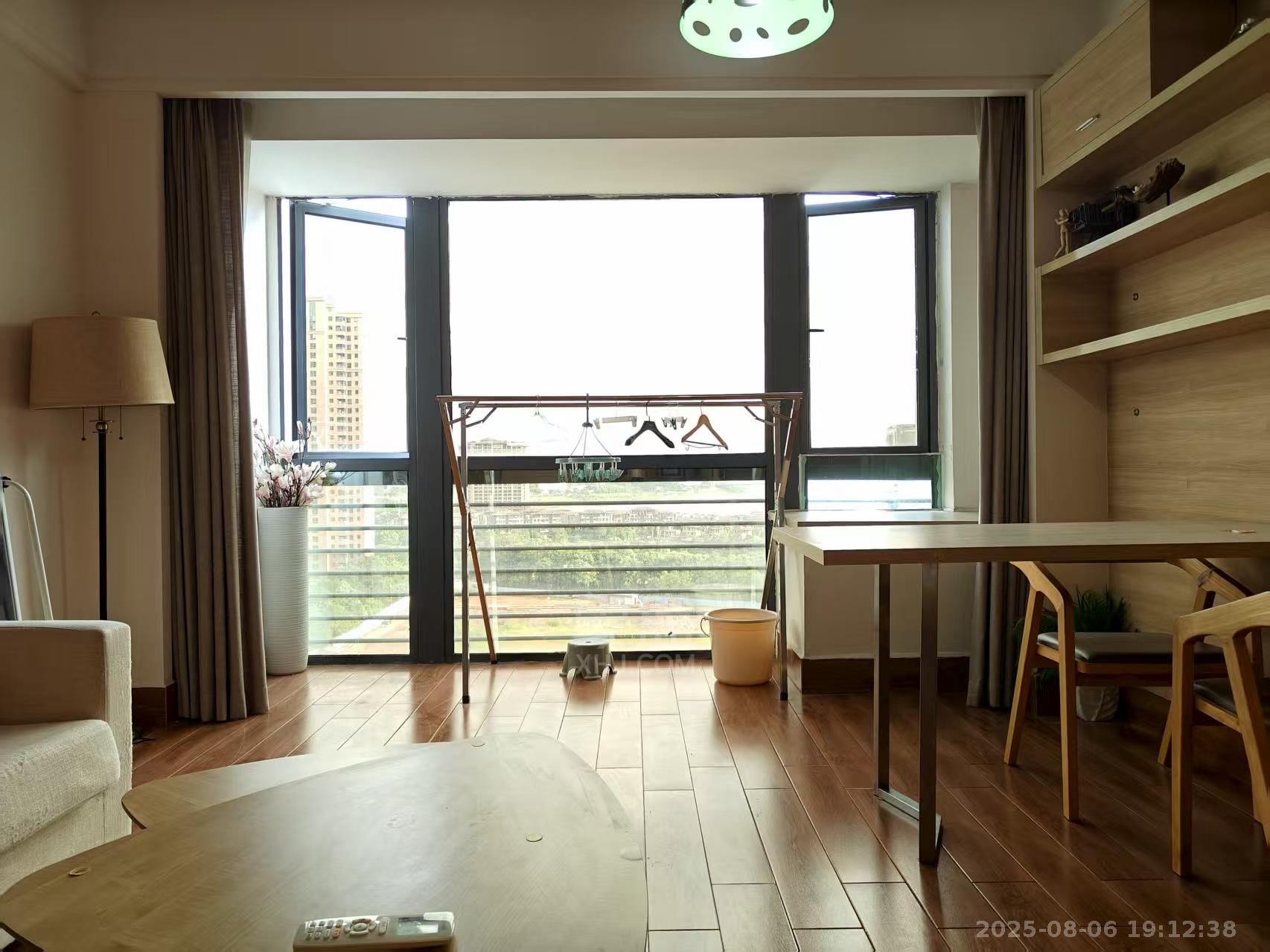 湘江名都 1室1厅1卫 1300.0元/月 湘江名都 1室1厅1卫 1300.0元/月室内图