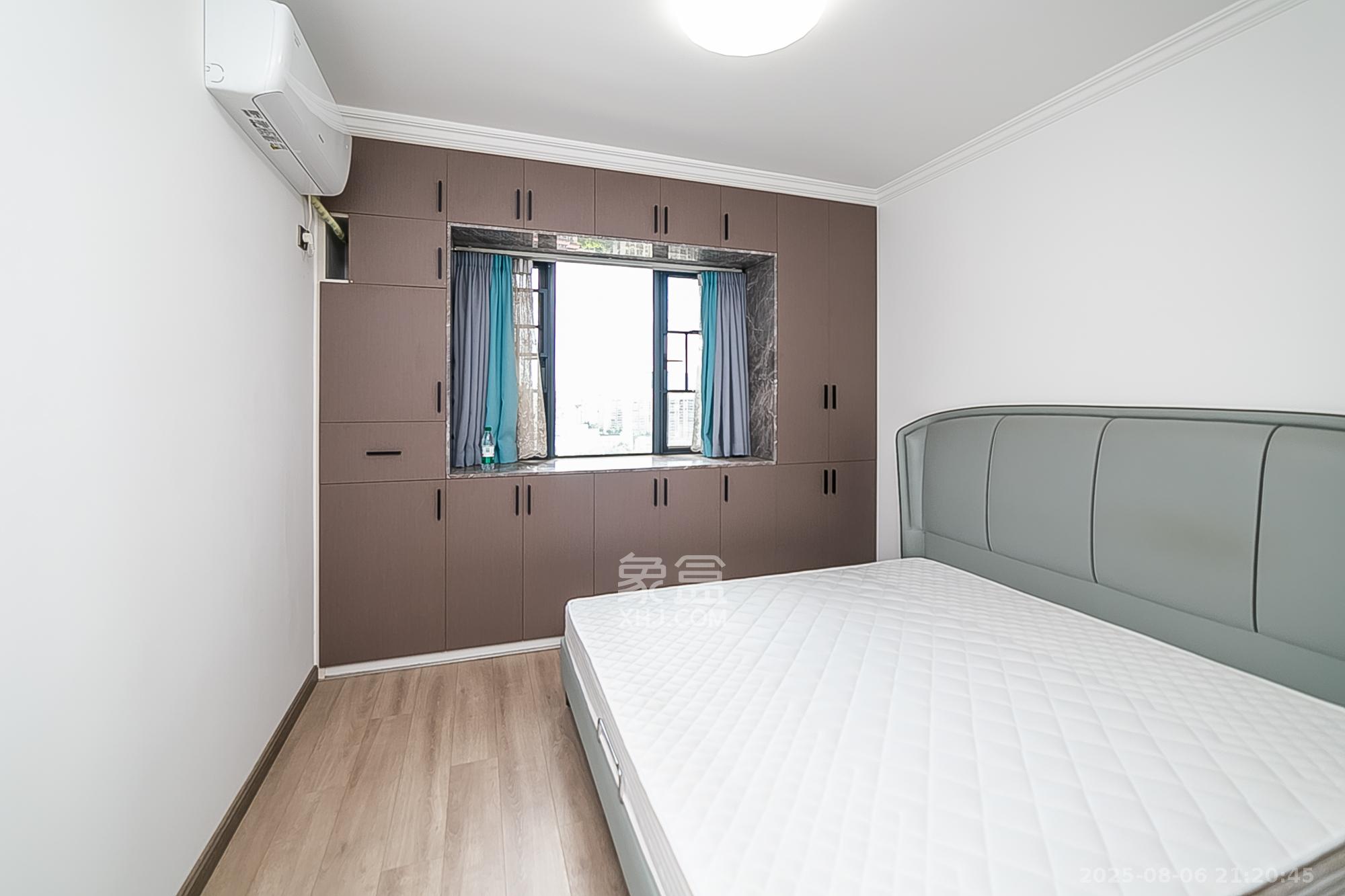 荣盛花语书苑  3室2厅2卫    118.0万 荣盛花语书苑  3室2厅2卫    118.0万卧室