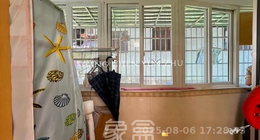 成达花园  3室2厅1卫    2500.0元/月室内图