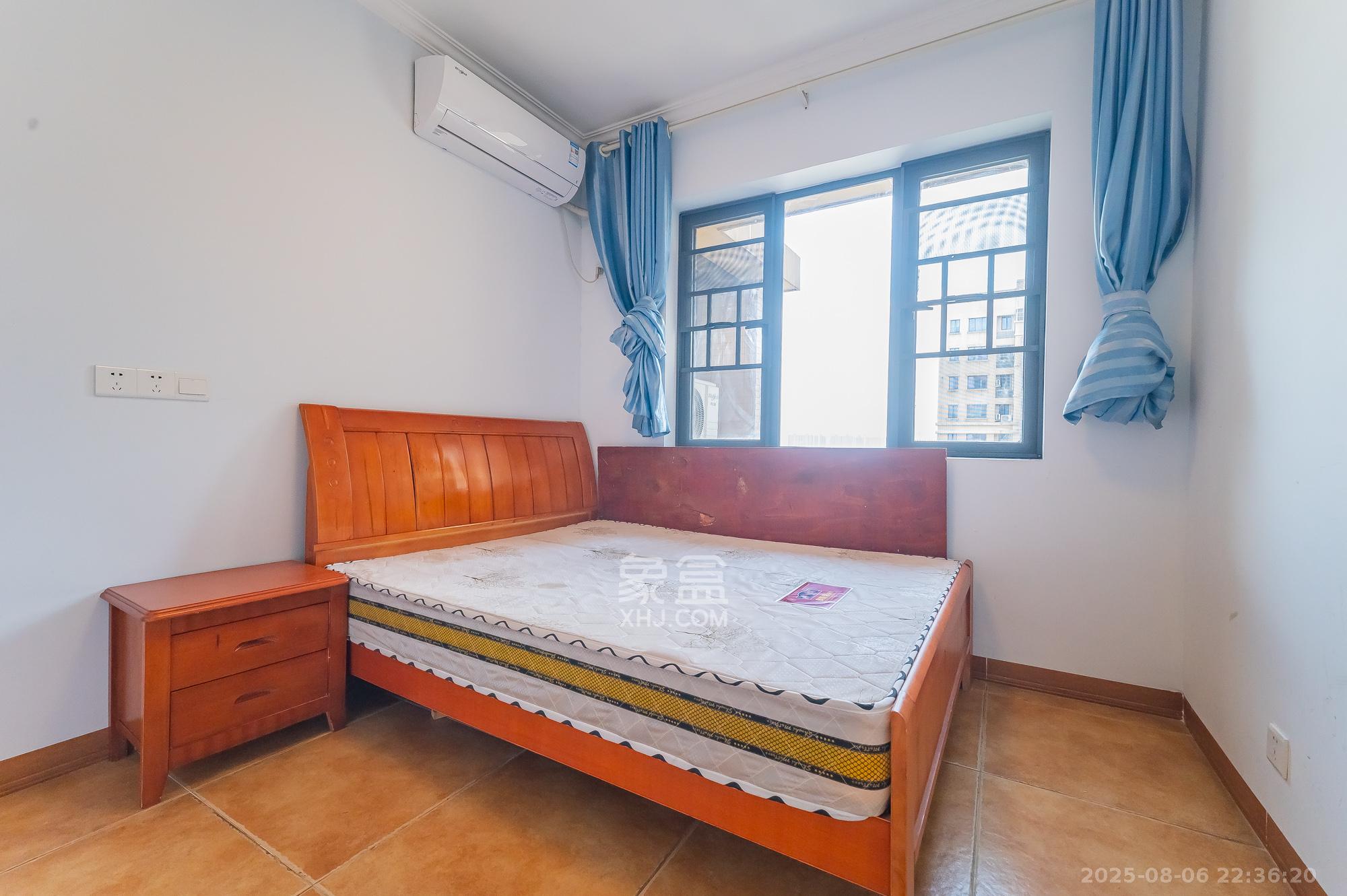 深业睿城 3室2厅2卫 92.0万 深业睿城 3室2厅2卫 92.0万卧室