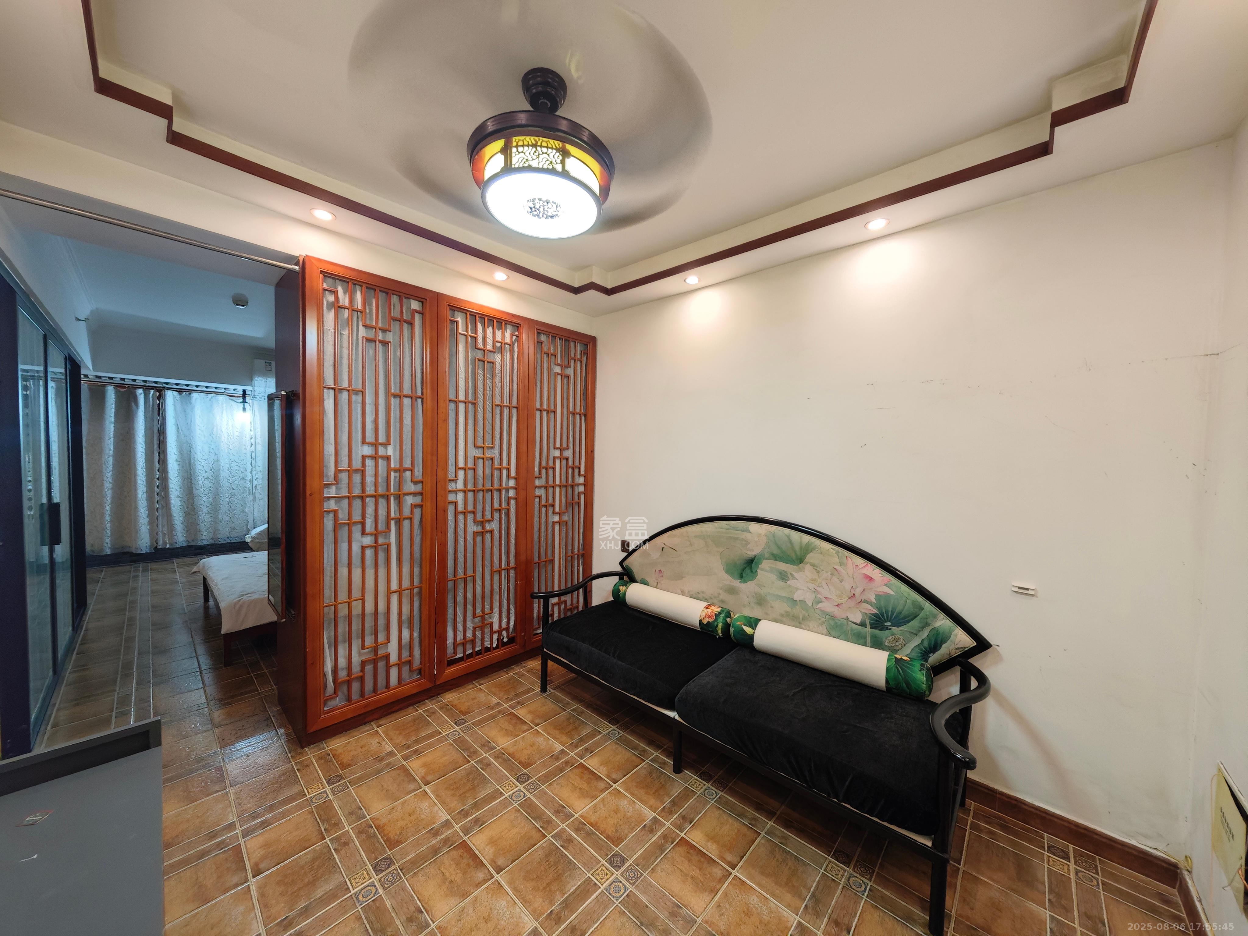 北辰三角洲E3区 1室1厅1卫 2400.0元/月 北辰三角洲E3区 1室1厅1卫 2400.0元/月室内图